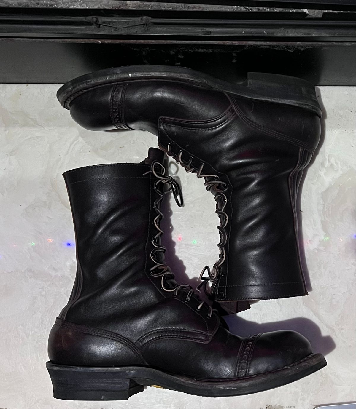 Photo by Val on February 6, 2026 of the White's Smokejumper in Seidel Brown Dress.