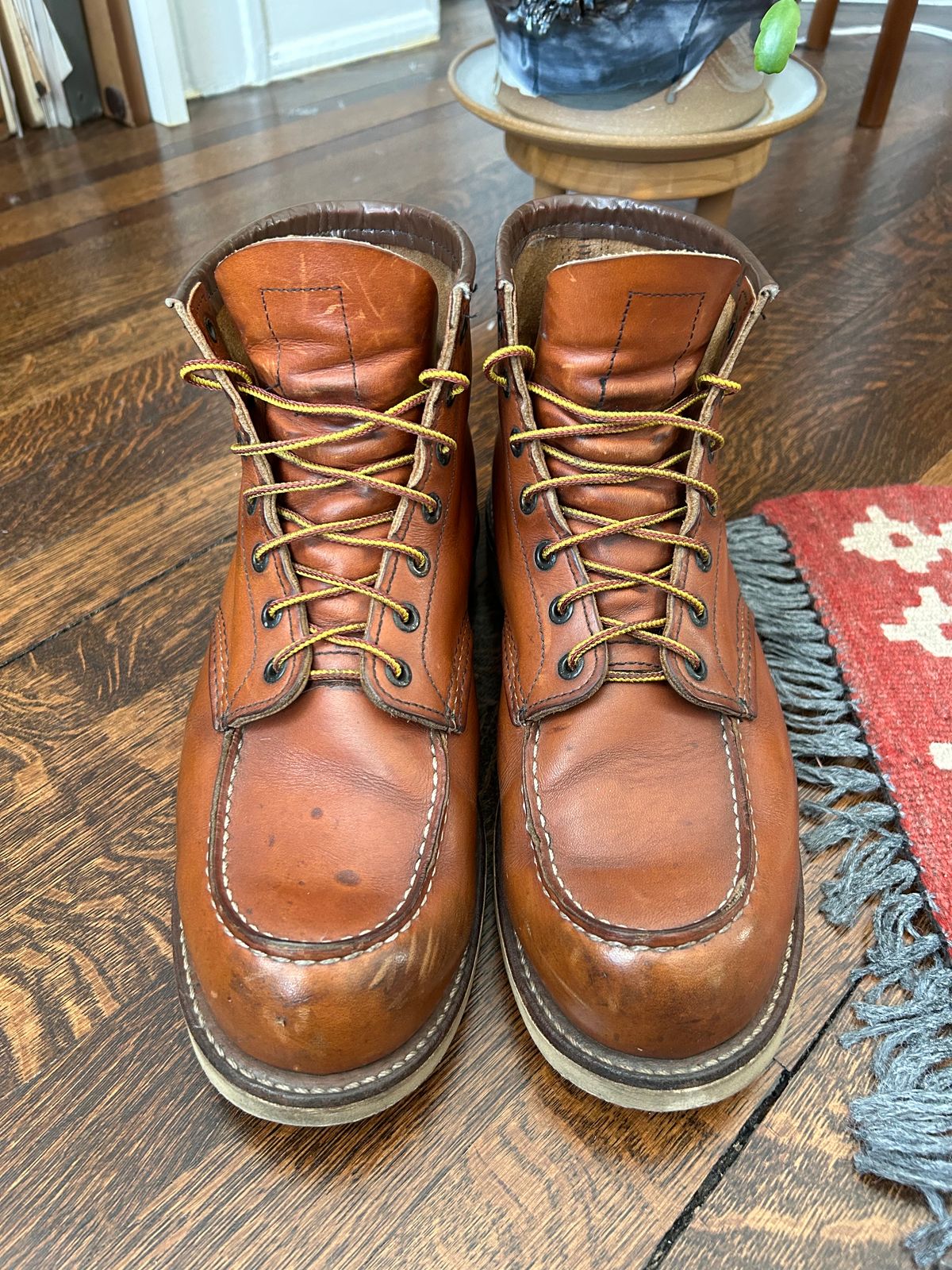 Photo by solly on January 8, 2024 of the Red Wing 6-Inch Classic Moc in S.B. Foot Oro-Iginal.