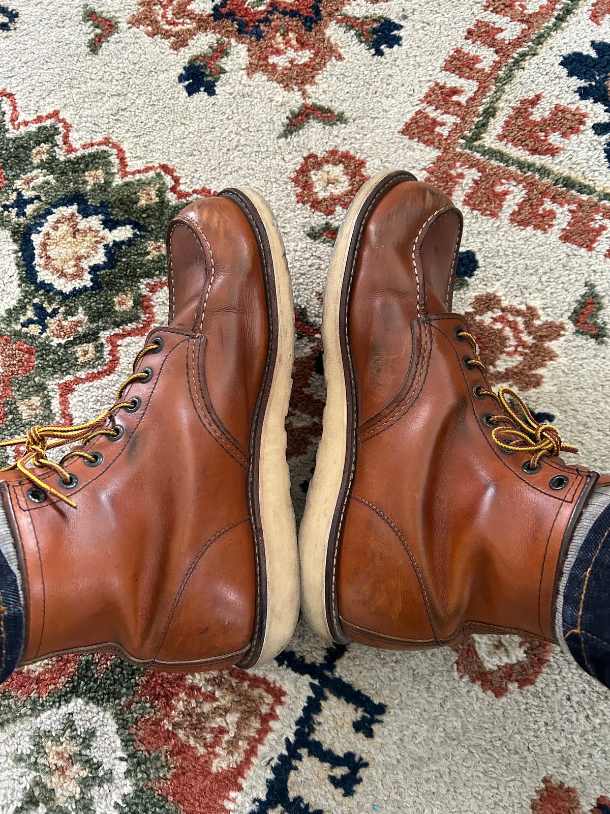 Photo by solly on May 14, 2024 of the Red Wing 6-Inch Classic Moc in S.B. Foot Oro-Iginal.