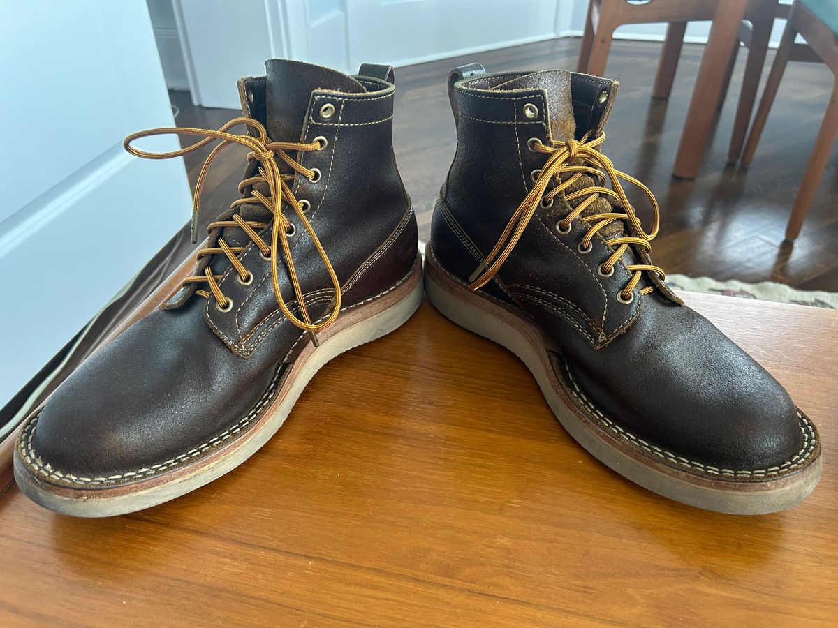 Photo by solly on November 25, 2025 of the White's C350-CS in Horween Cinnamon Waxed Flesh.