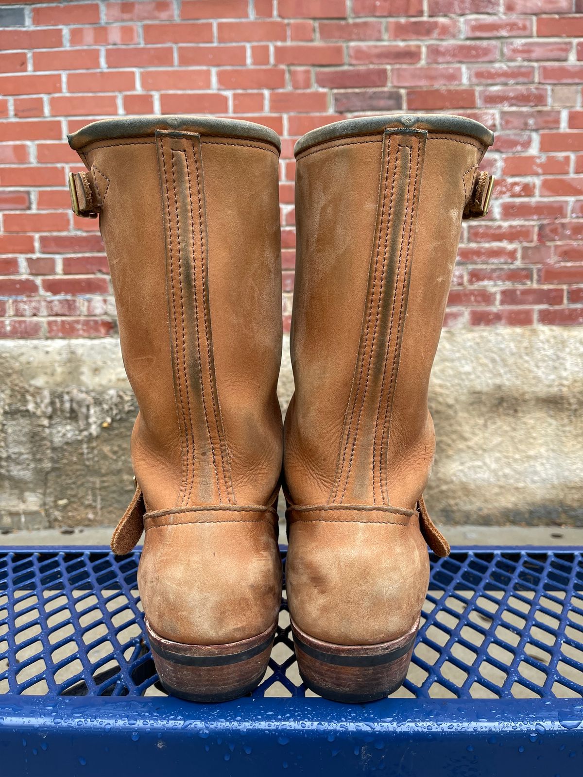 Photo by 32oz_denim on November 5, 2024 of the Nicks StationMaster in Seidel 1964 Tan.