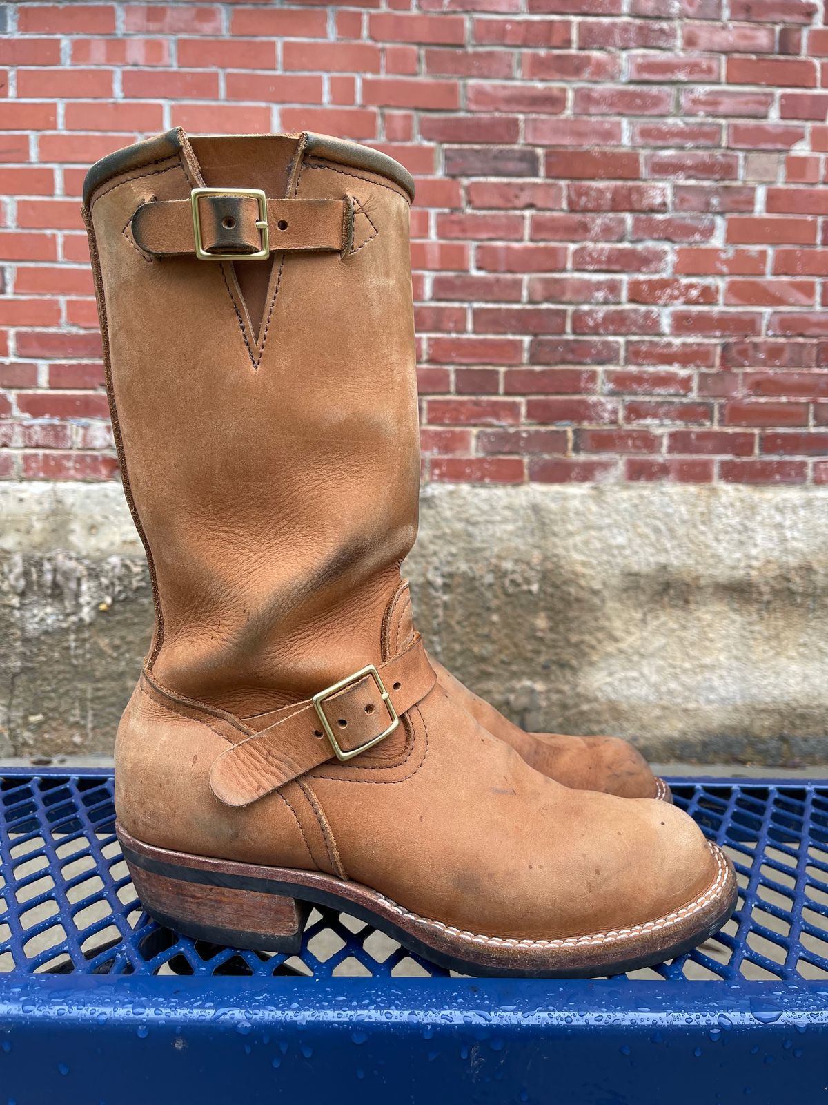 Photo by 32oz_denim on November 5, 2024 of the Nicks StationMaster in Seidel 1964 Tan.