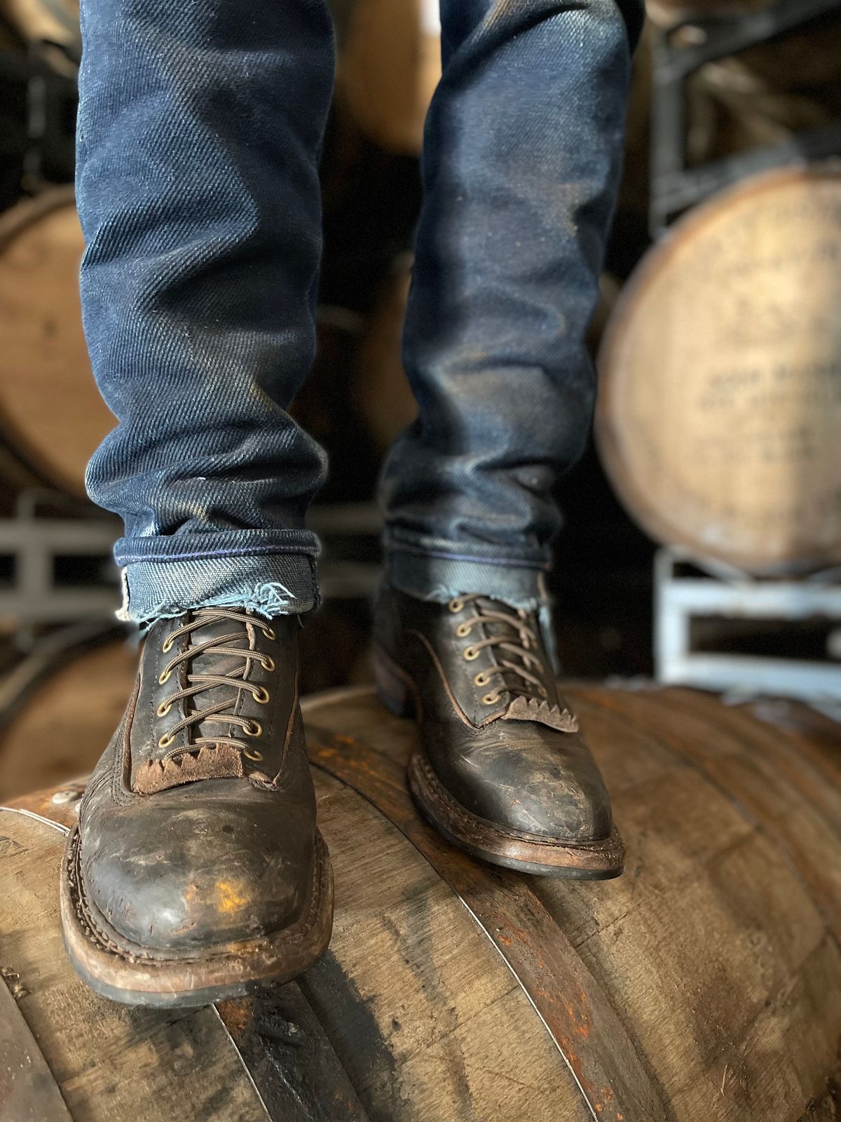 Photo by 32oz_denim on February 3, 2023 of the White's Bounty Hunter in Horween Black Chromexcel Horsebutt.