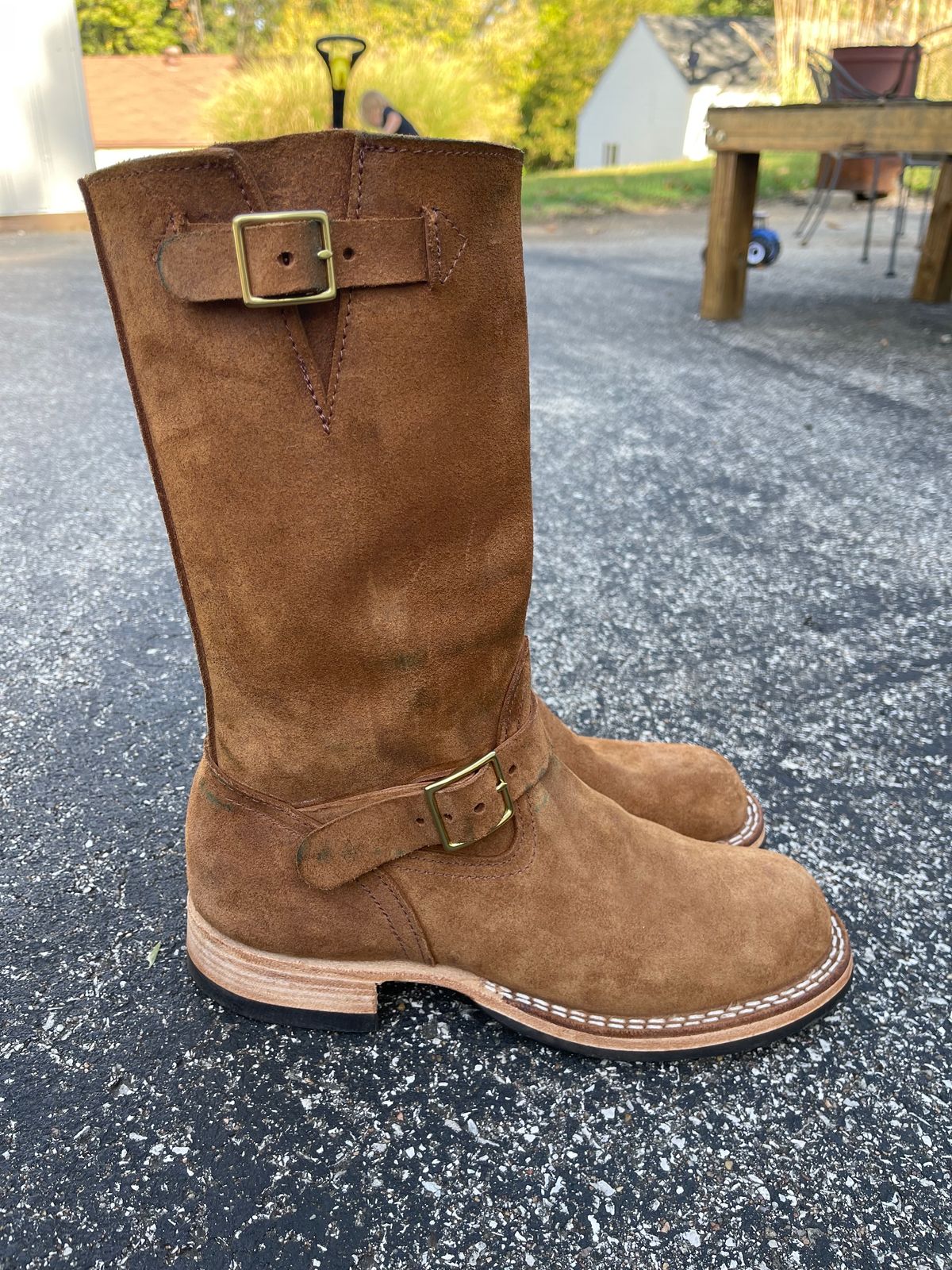 Photo by 32oz_denim on October 1, 2023 of the Nicks Renegade in Seidel 1964 Brown Roughout.