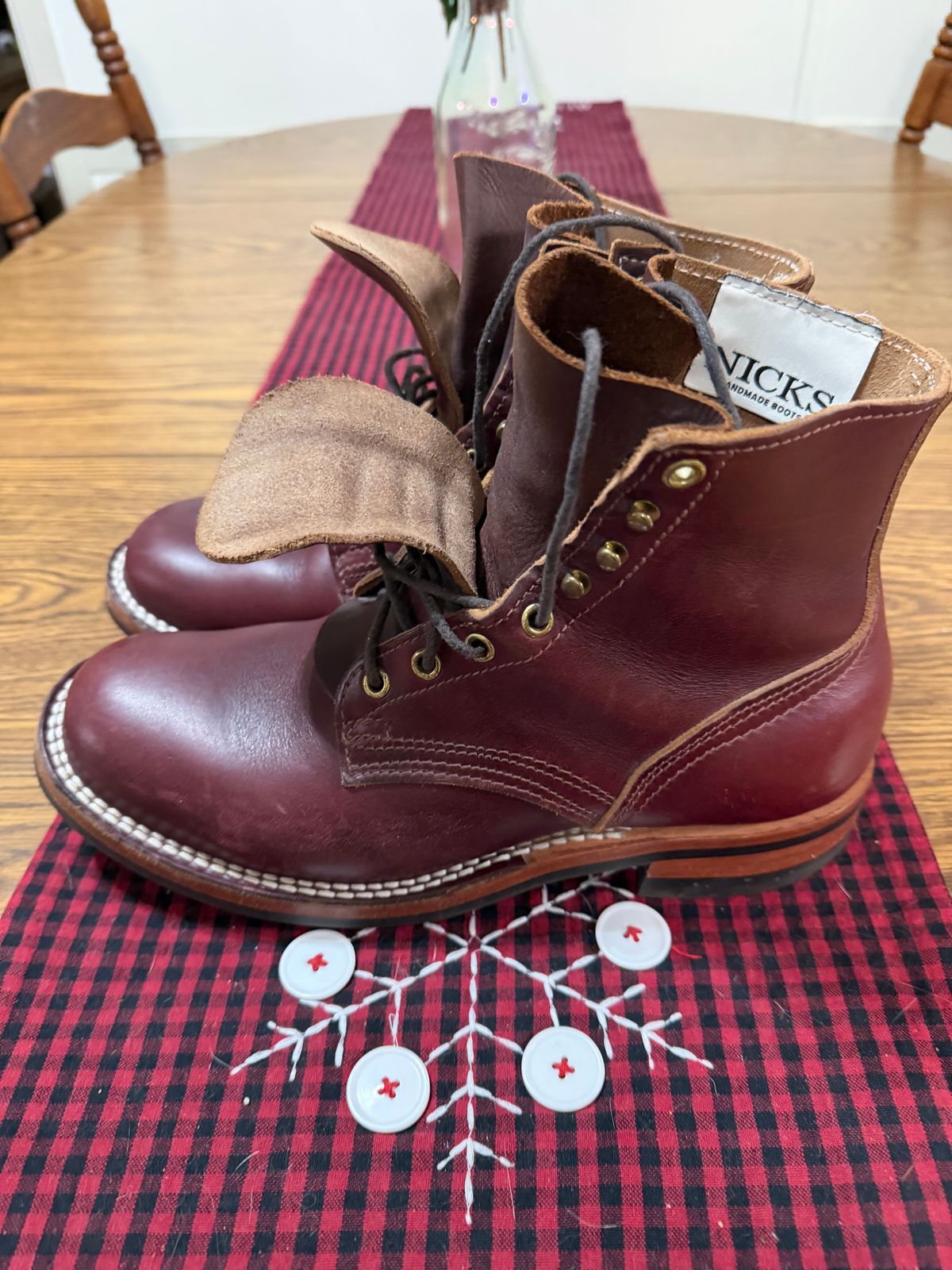 Photo by Shannmoody on December 1, 2025 of the Nicks Prospector in Horween Color 8 Chromexcel.