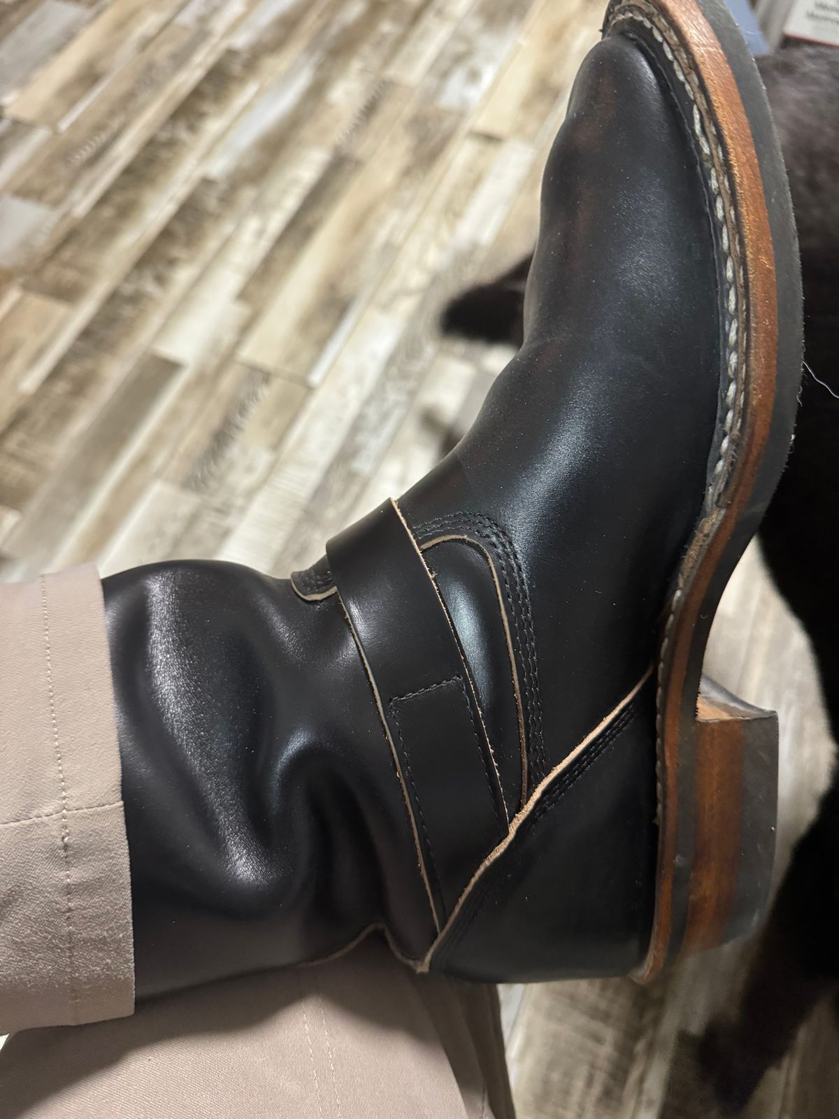 Photo by Shannmoody on July 31, 2025 of the White's Nomad Engineer Boots in Horween Black Chromexcel.