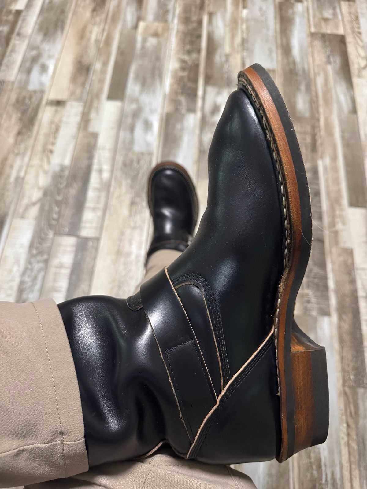 Photo by Shannmoody on July 25, 2025 of the White's Nomad Engineer Boots in Horween Black Chromexcel.