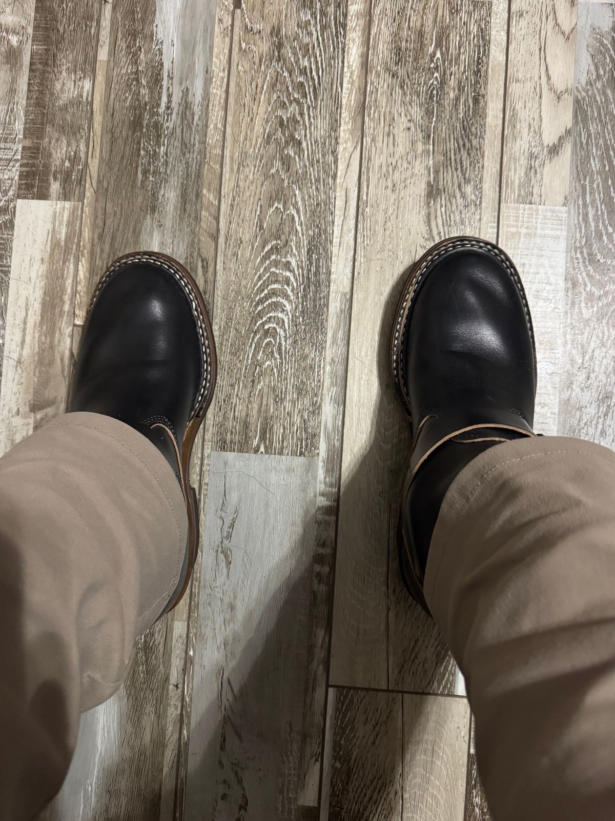 Photo by Shannmoody on July 25, 2025 of the White's Nomad Engineer Boots in Horween Black Chromexcel.