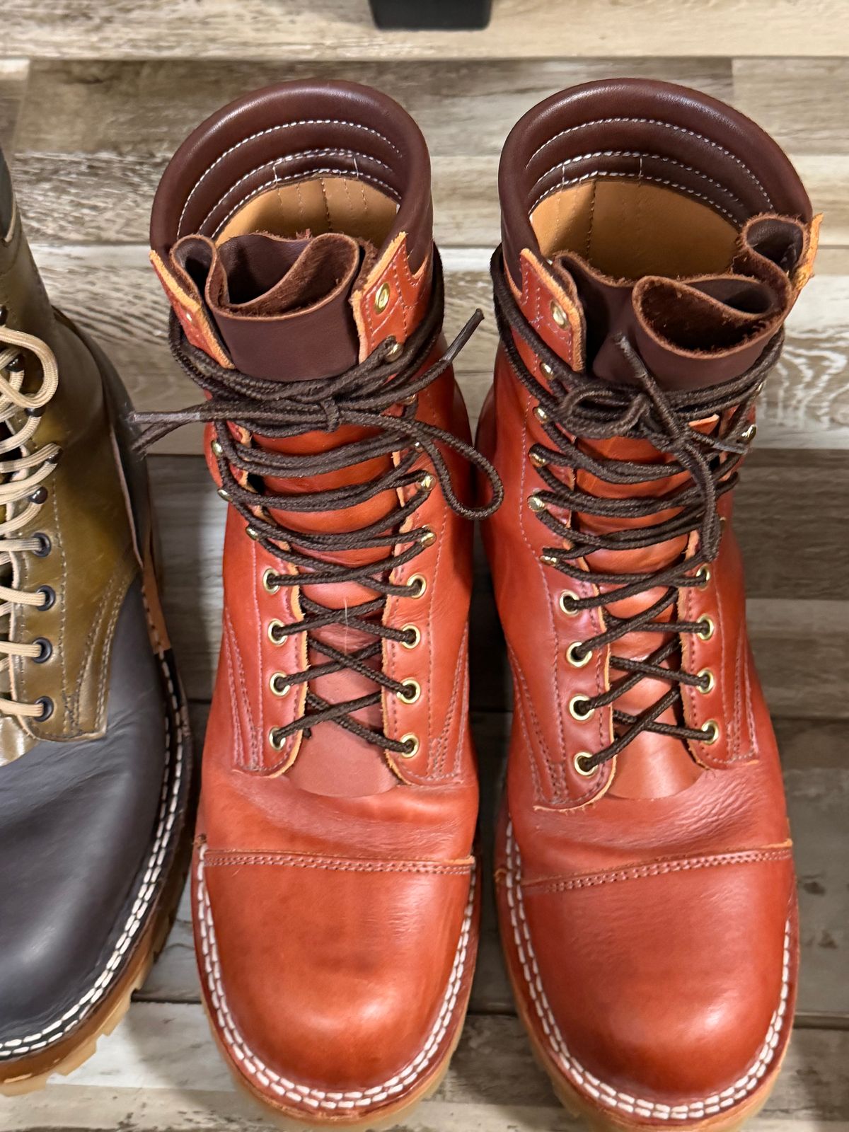 Photo by Shannmoody on December 14, 2025 of the Frank's Boots Type 2 Highlander in Wickett & Craig Chestnut English Bridle.