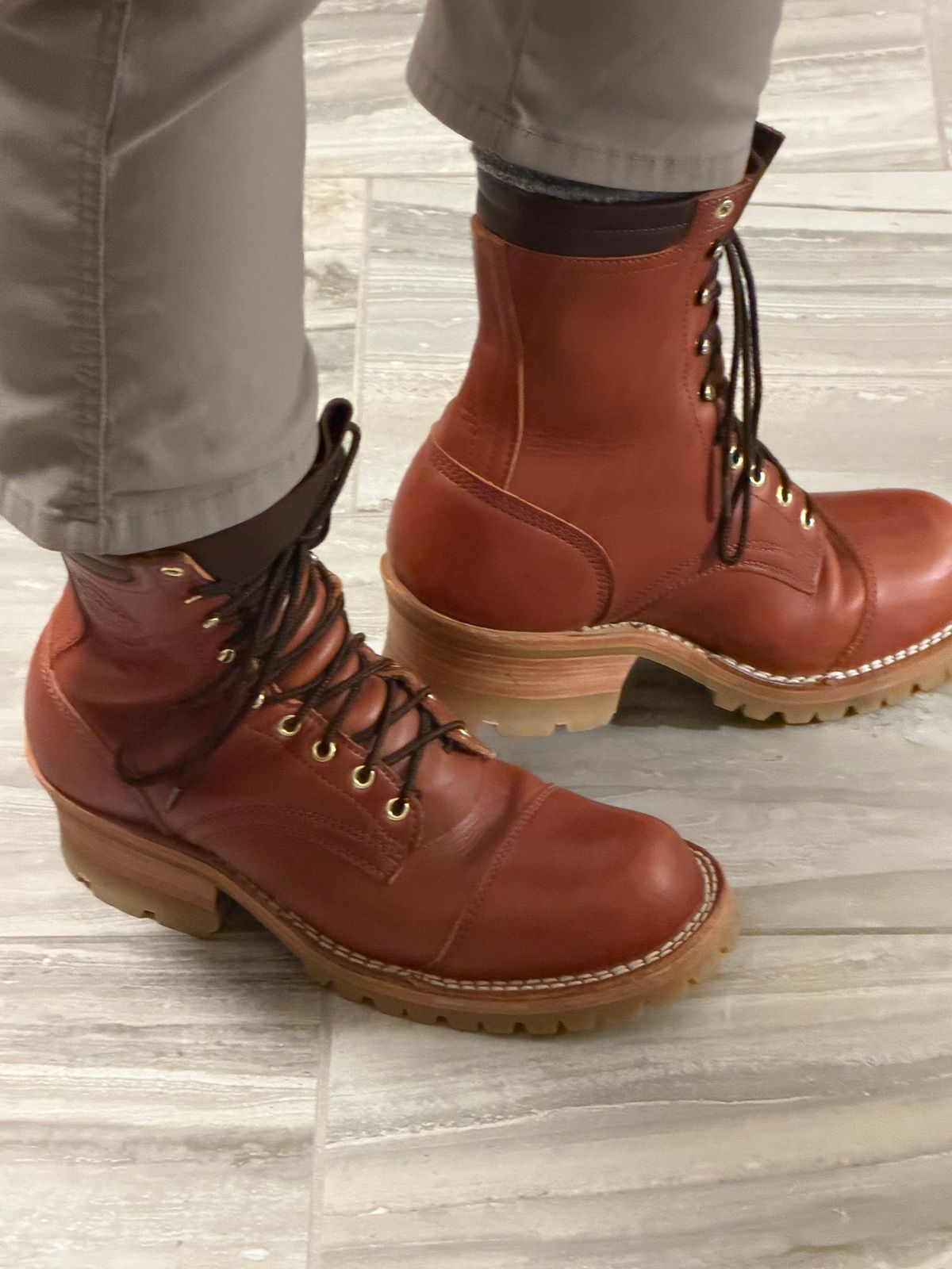 Photo by Shannmoody on February 15, 2026 of the Frank's Boots Type 2 Highlander in Wickett & Craig Chestnut English Bridle.