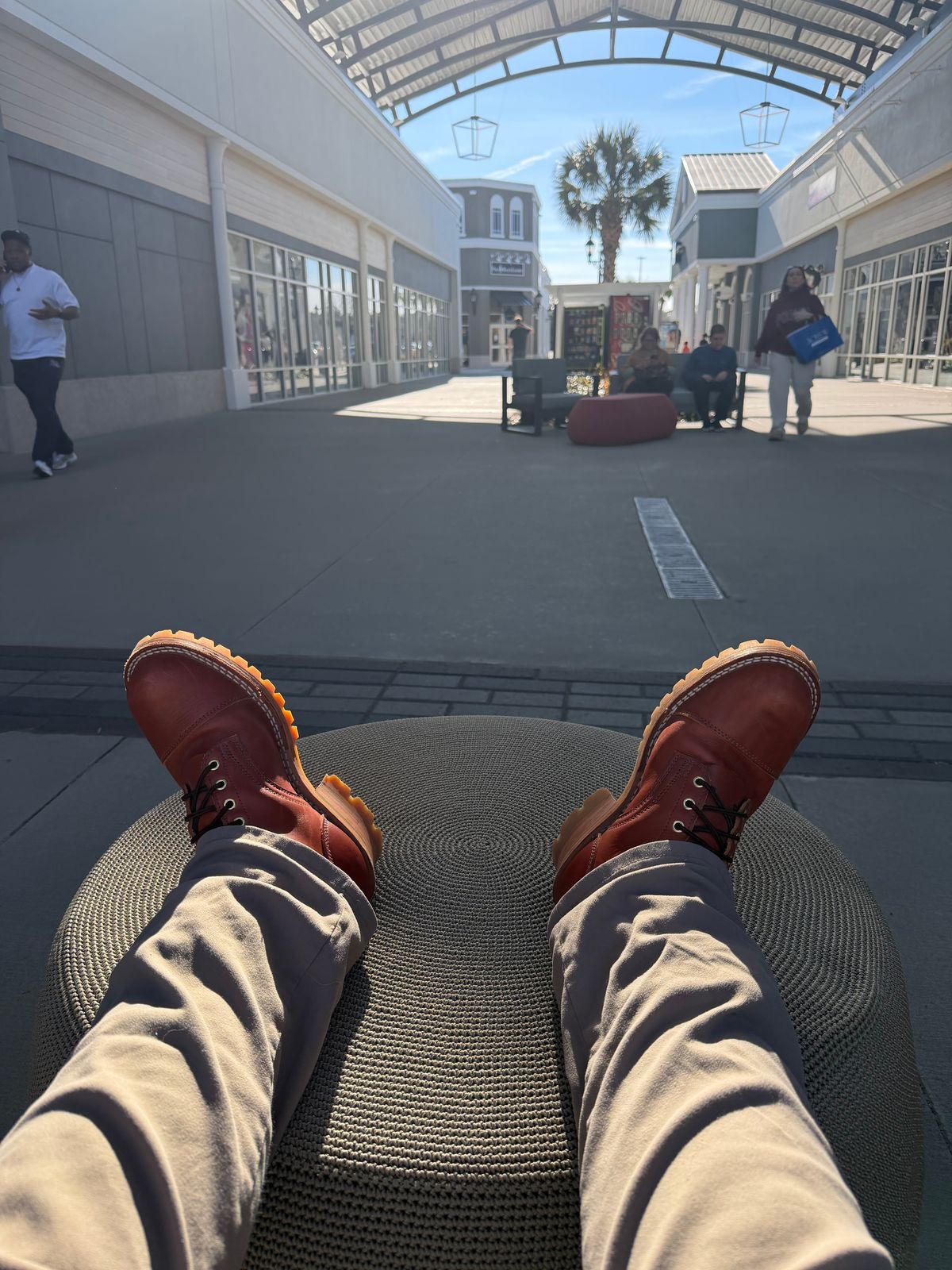 Photo by Shannmoody on February 14, 2026 of the Frank's Boots Type 2 Highlander in Wickett & Craig Chestnut English Bridle.