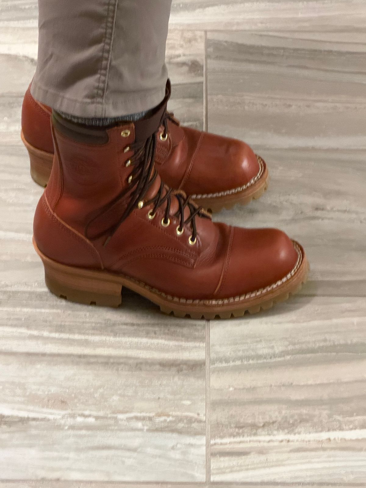 Photo by Shannmoody on February 15, 2026 of the Frank's Boots Type 2 Highlander in Wickett & Craig Chestnut English Bridle.