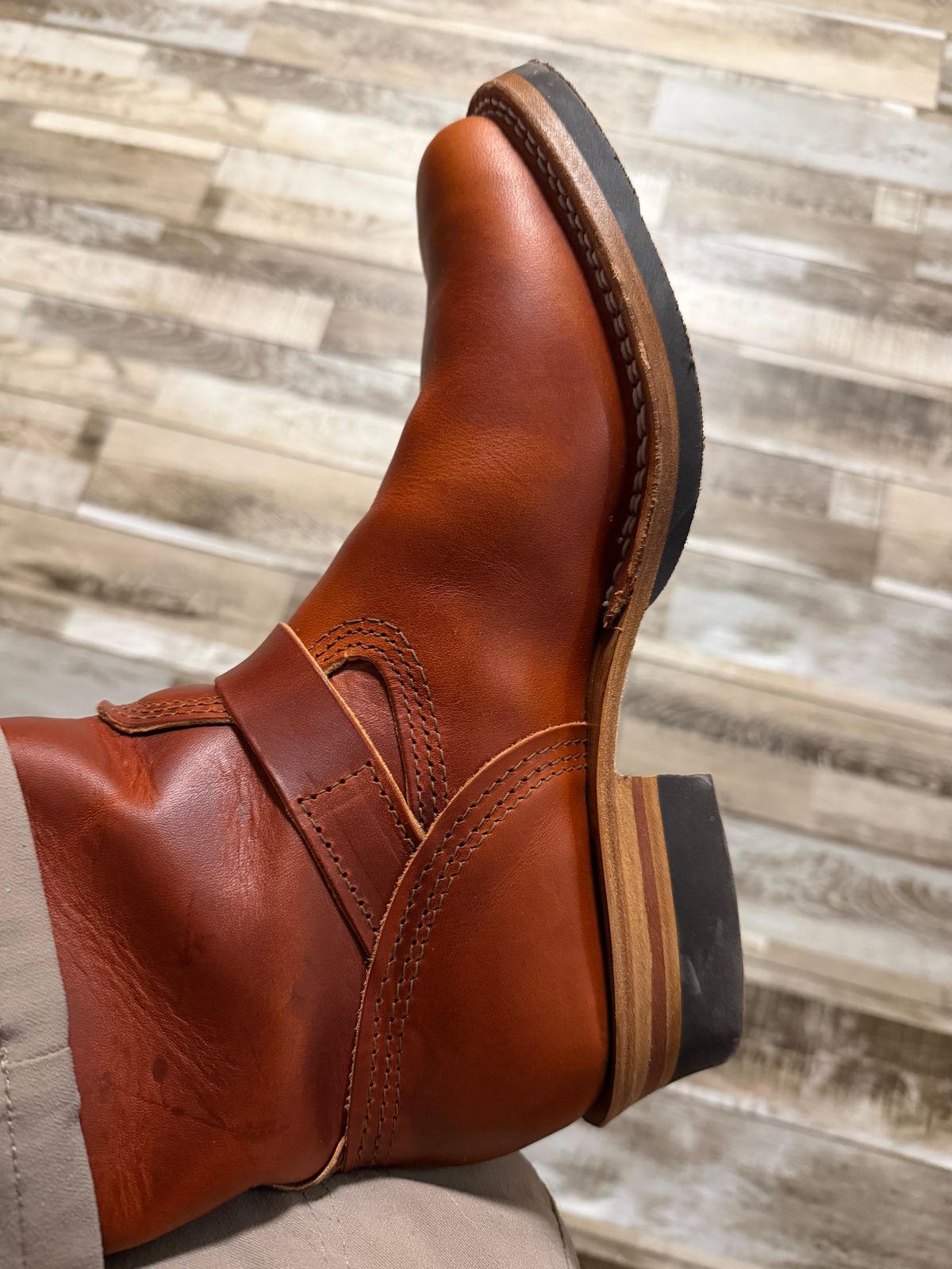 Photo by Shannmoody on January 5, 2026 of the Wesco Mister Lou in Wickett & Craig Tan Oiled Latigo.