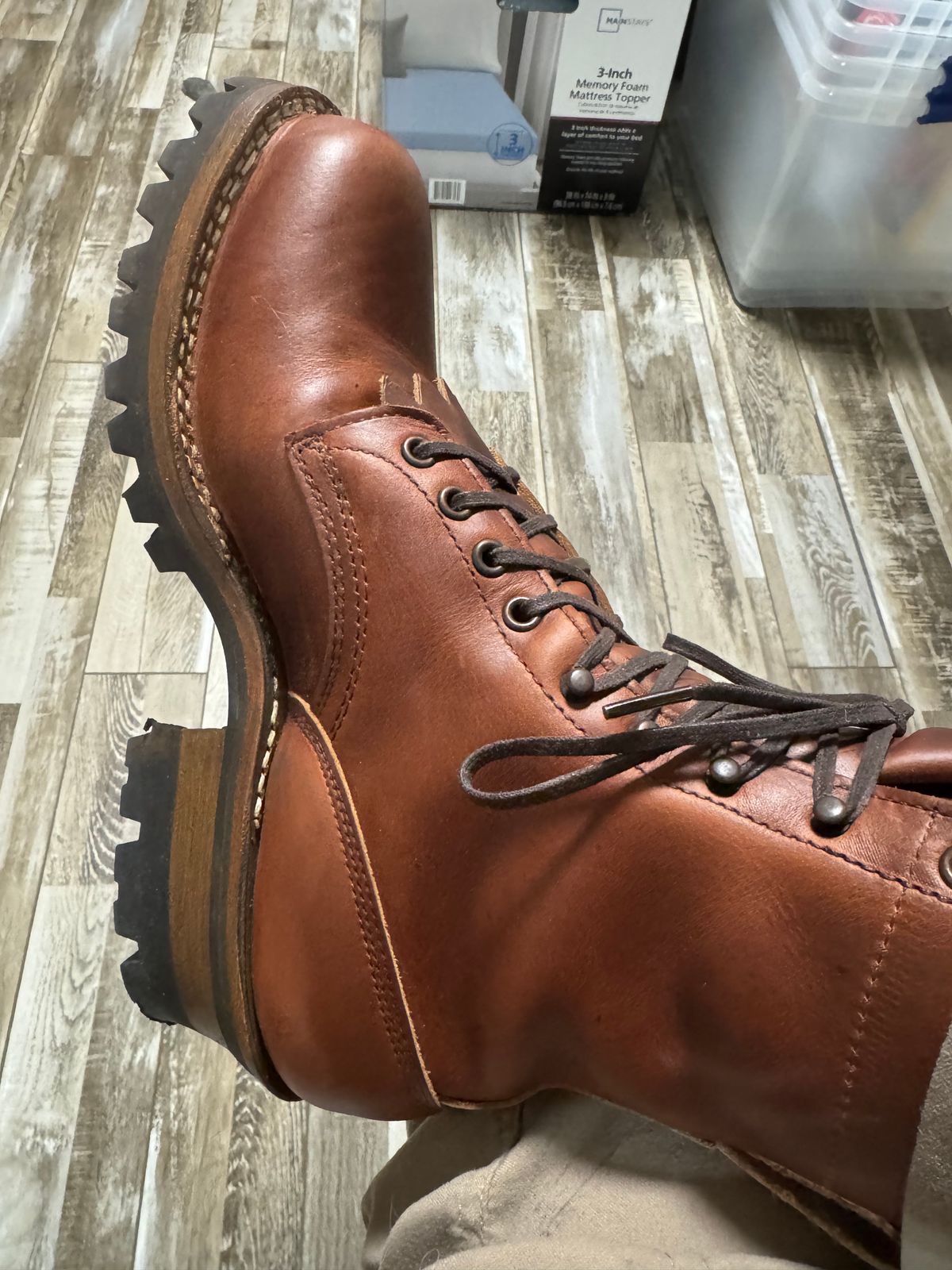 Photo by Shannmoody on July 29, 2025 of the White's C355 Logger in Seidel British Tan Double Shot.