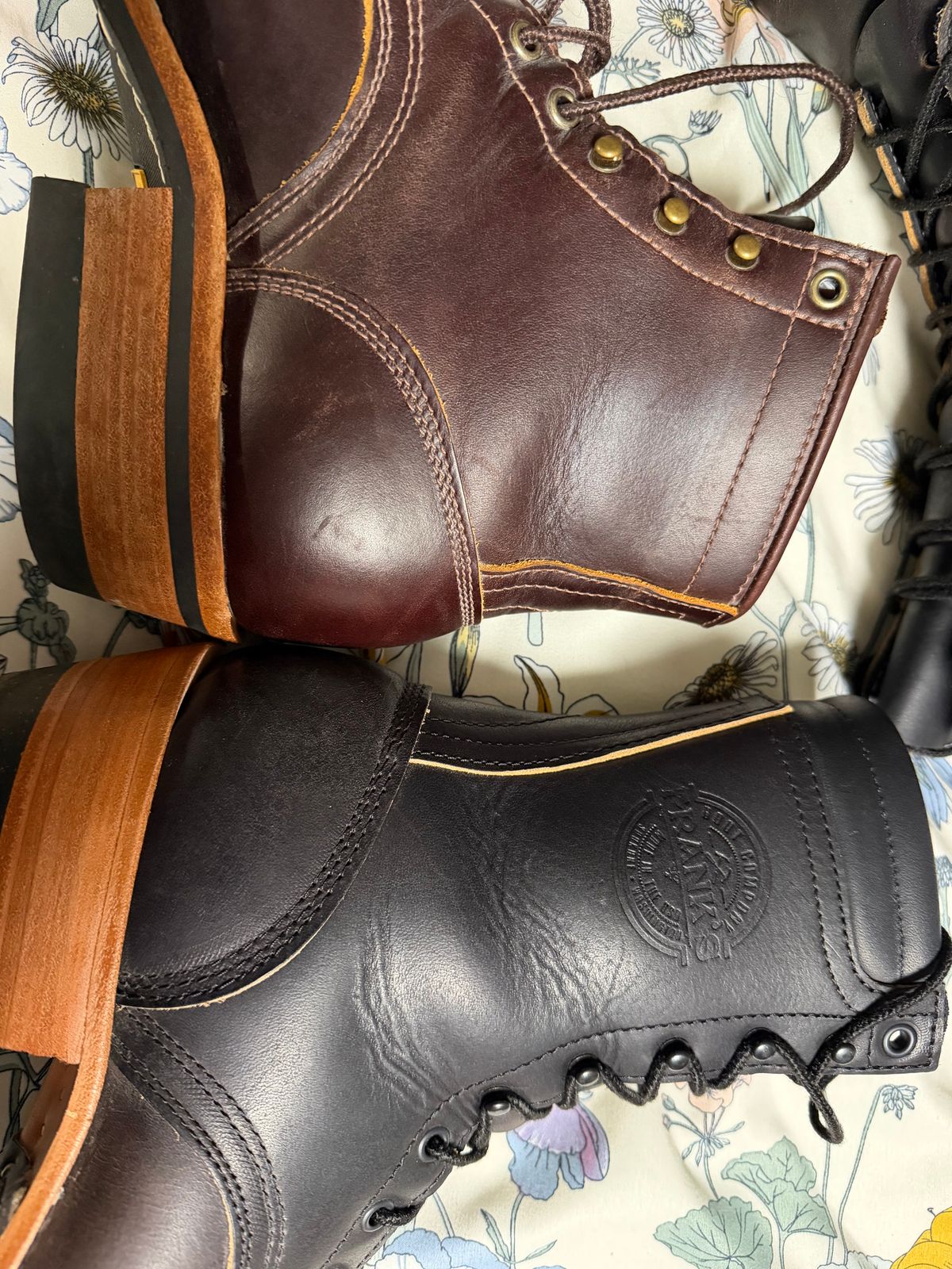 Photo by Shannmoody on February 18, 2026 of the Frank's Boots Type 2 Highlander in Cypress Black Teacore.