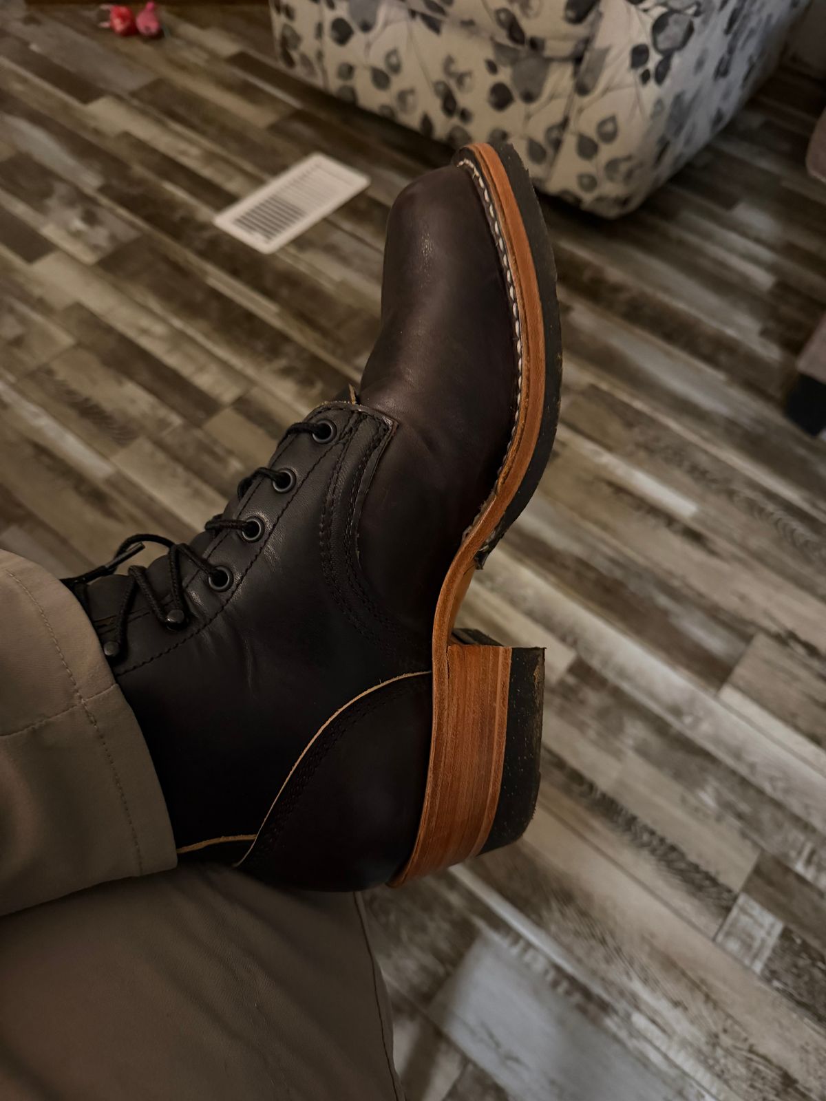Photo by Shannmoody on February 18, 2026 of the Frank's Boots Type 2 Highlander in Cypress Black Teacore.