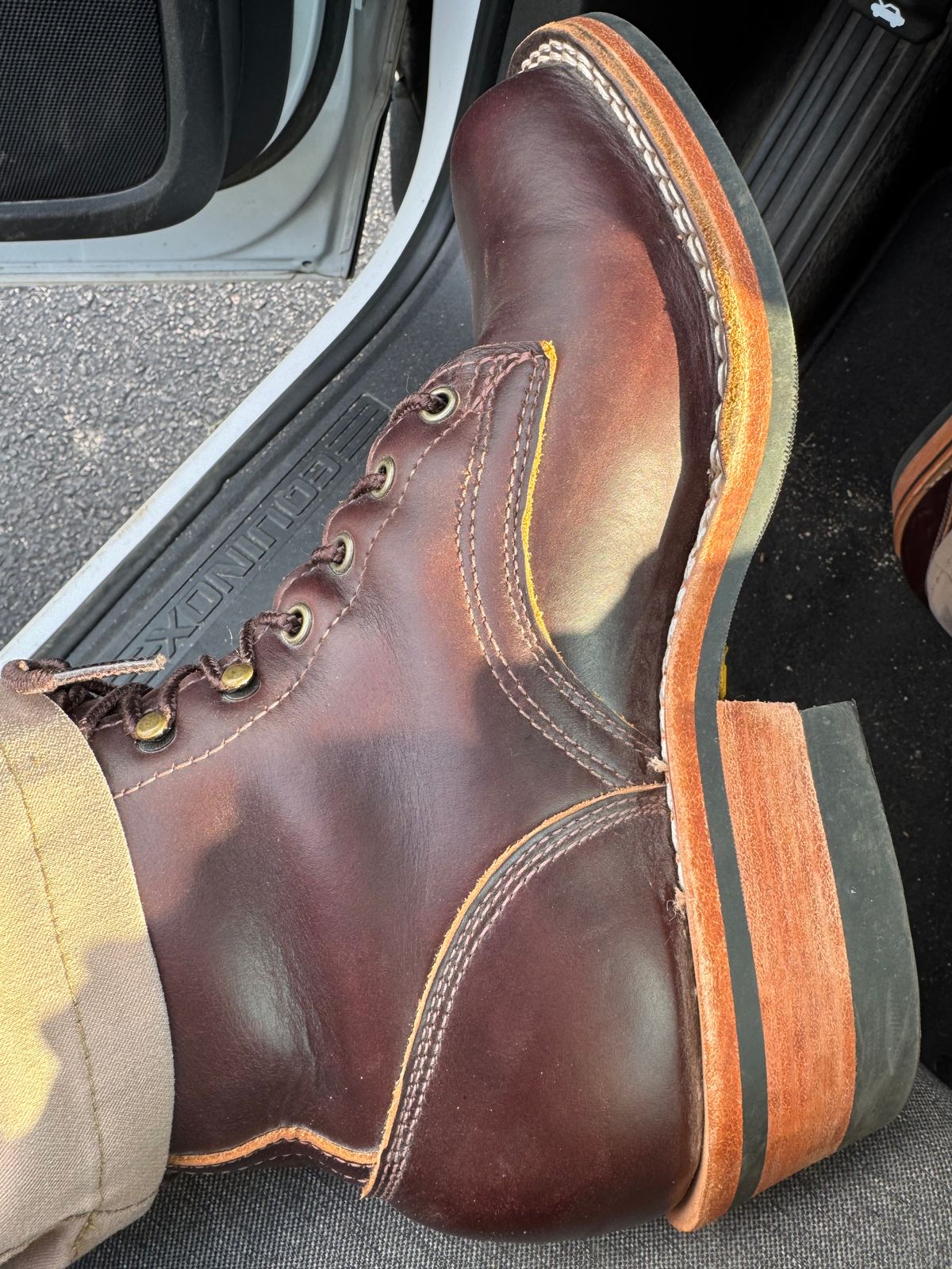 Photo by Shannmoody on June 29, 2025 of the Frank's Boots Wilshire in Seidel Brown Domain.