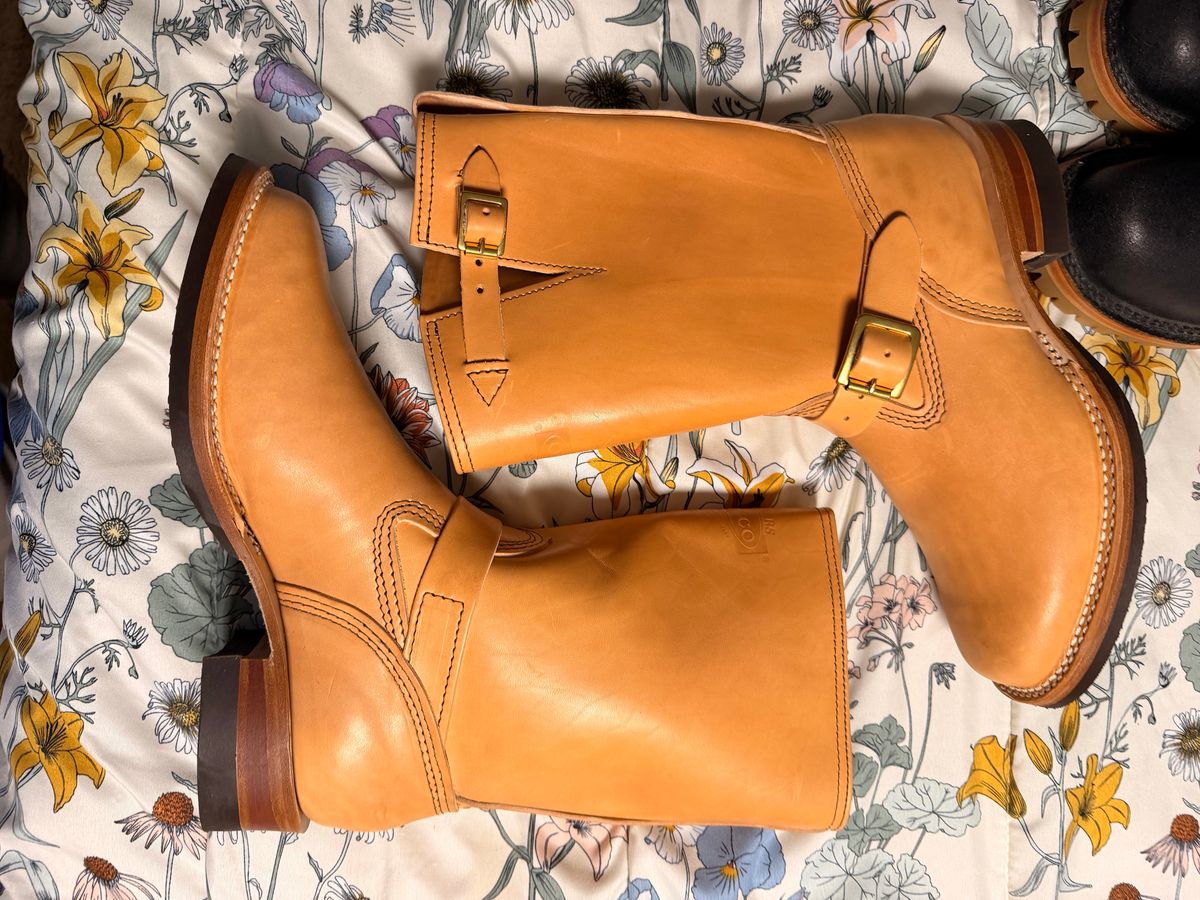 Photo by Shannmoody on February 19, 2026 of the Wesco Mister Lou in Maryam Italian Vachetta Natural Horsebutt.