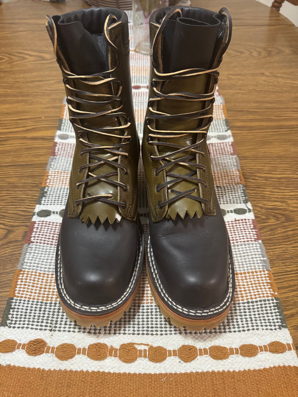 Photo by Shannmoody on October 11, 2025 of the Frank's Boots Royal Commander in Mocha/ Olive Harness.