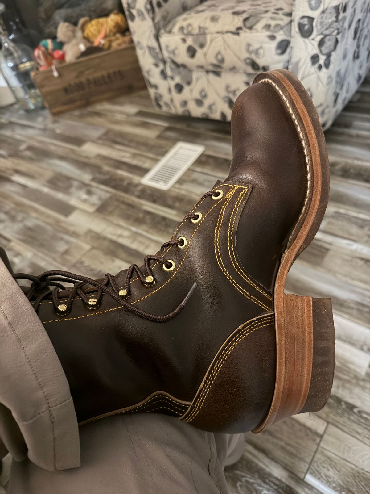 Photo by Shannmoody on February 27, 2026 of the Frank's Boots Type 2 Highlander in Horween Cinnamon Waxed Flesh.