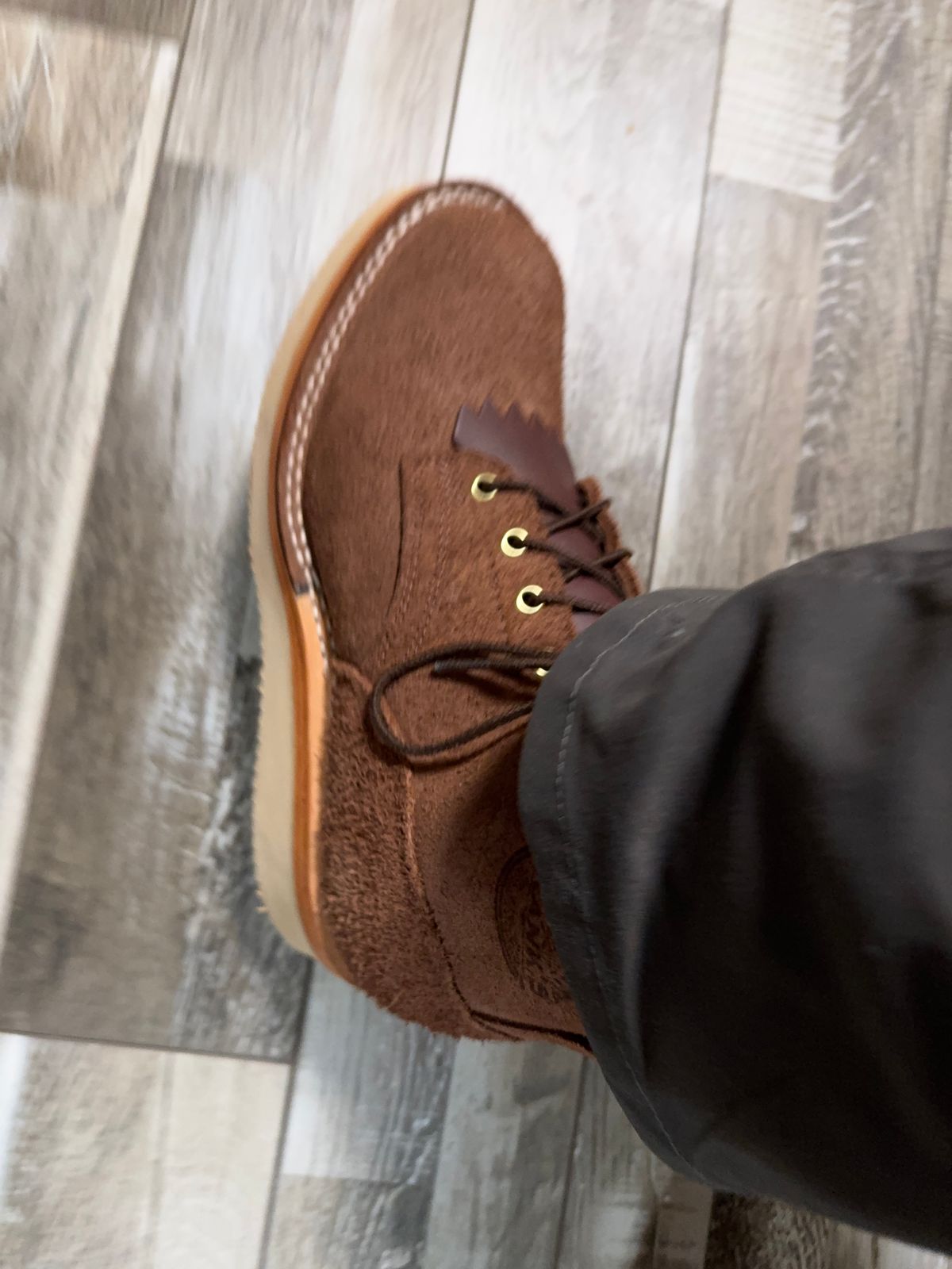 Photo by Shannmoody on June 12, 2025 of the Frank's Boots Rainier in Seidel Chocolate Oil Tan Roughout.