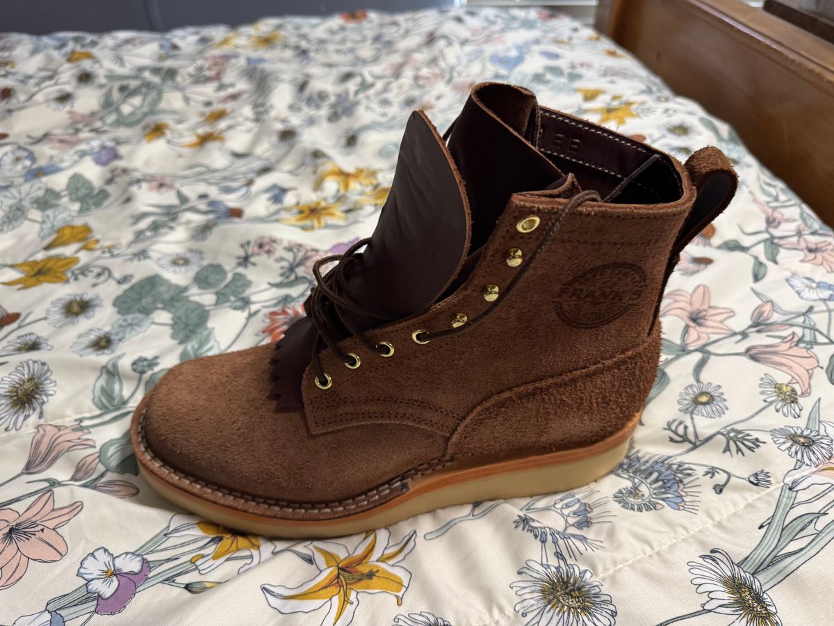 Photo by Shannmoody on May 28, 2025 of the Frank's Boots Rainier in Seidel Chocolate Oil Tan Roughout.