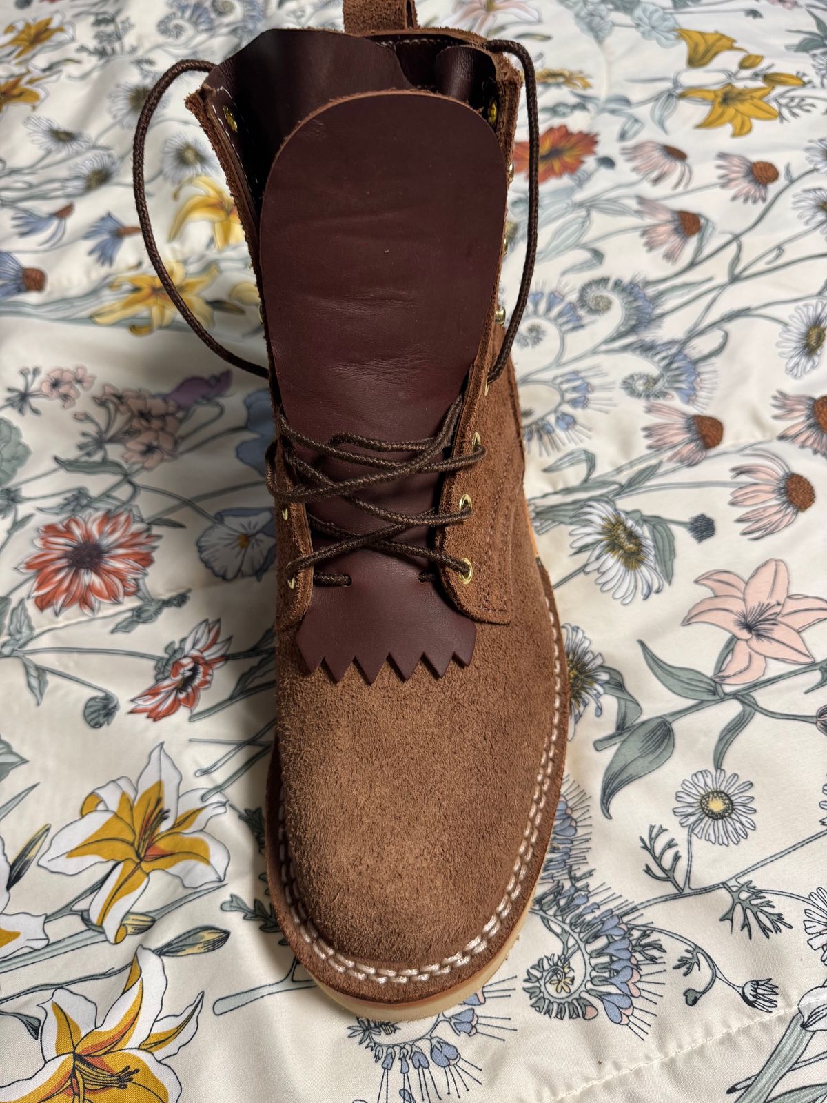 Photo by Shannmoody on May 28, 2025 of the Frank's Boots Rainier in Seidel Chocolate Oil Tan Roughout.