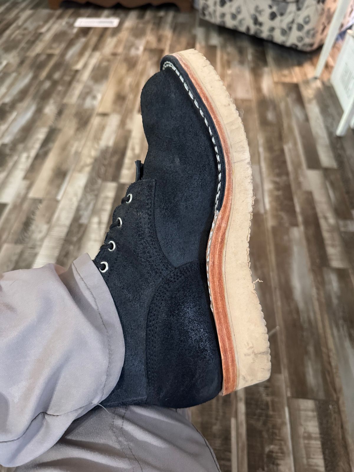 Photo by Shannmoody on June 3, 2025 of the Frank's Boots Rainier in Black Roughout Work Leather.