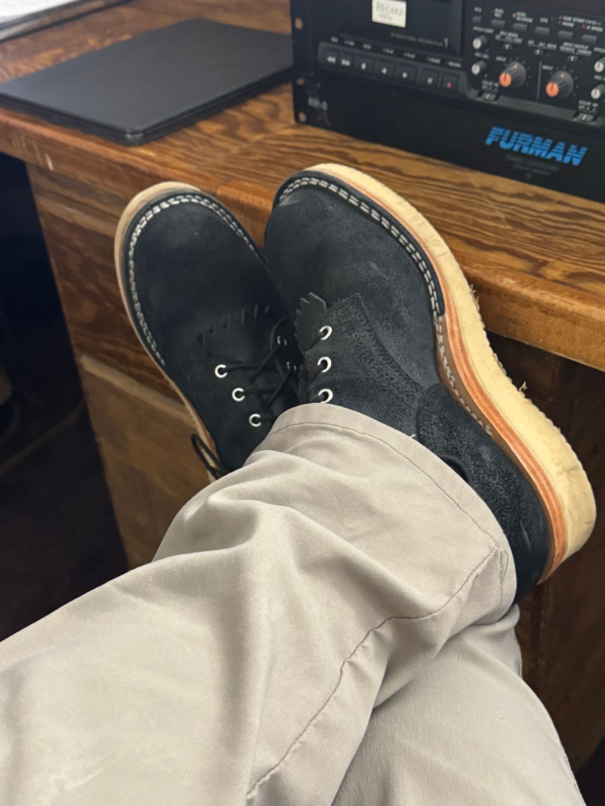 Photo by Shannmoody on June 4, 2025 of the Frank's Boots Rainier in Black Roughout Work Leather.