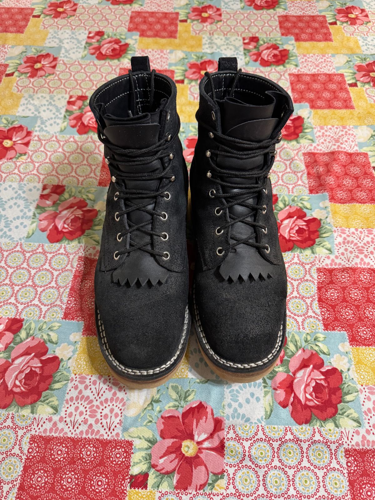 Photo by Shannmoody on June 9, 2025 of the Frank's Boots Rainier in Black Roughout Work Leather.