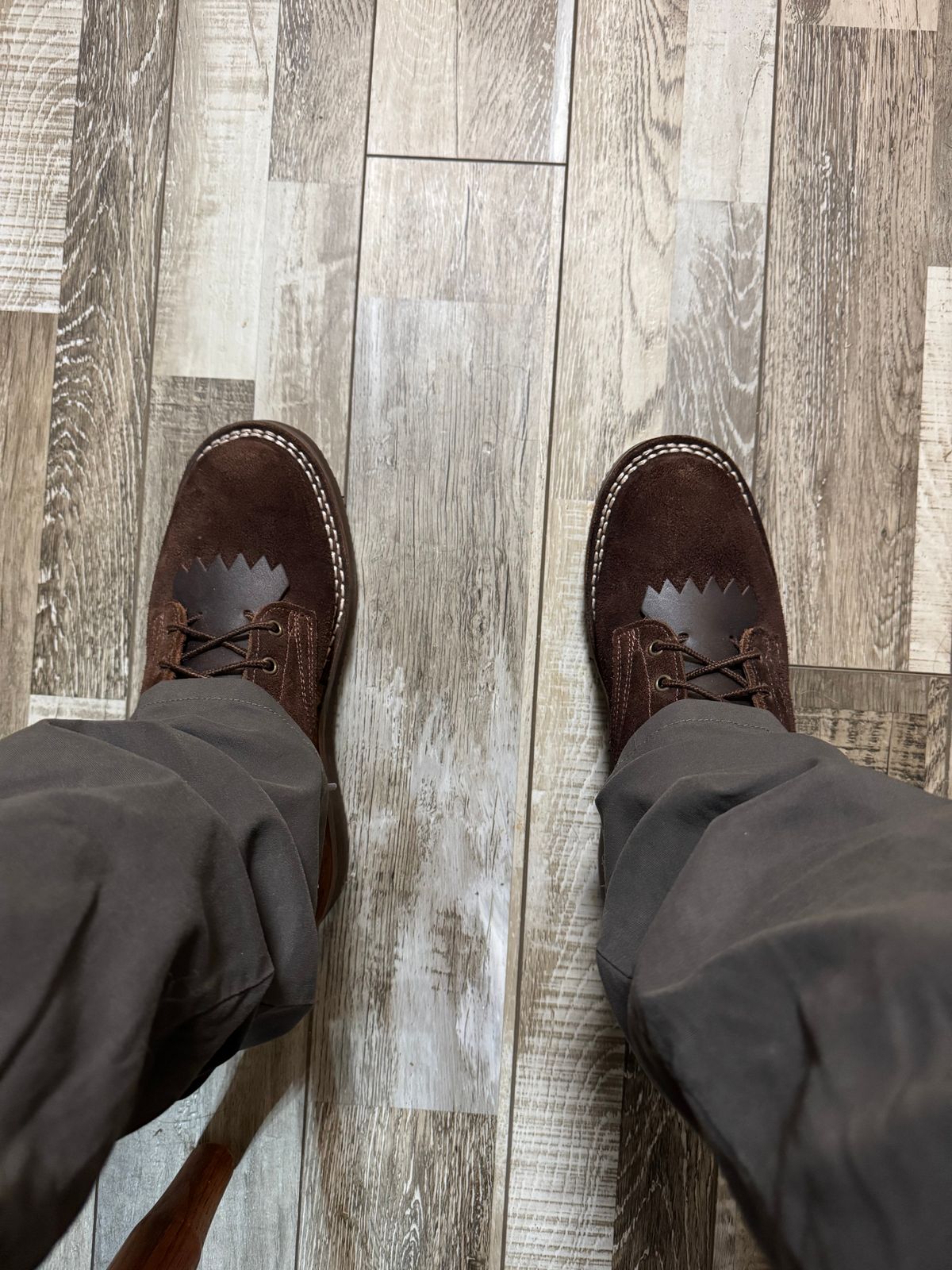 Photo by Shannmoody on June 10, 2025 of the Frank's Boots Rainier in Seidel Mocha Oil Tan Roughout.