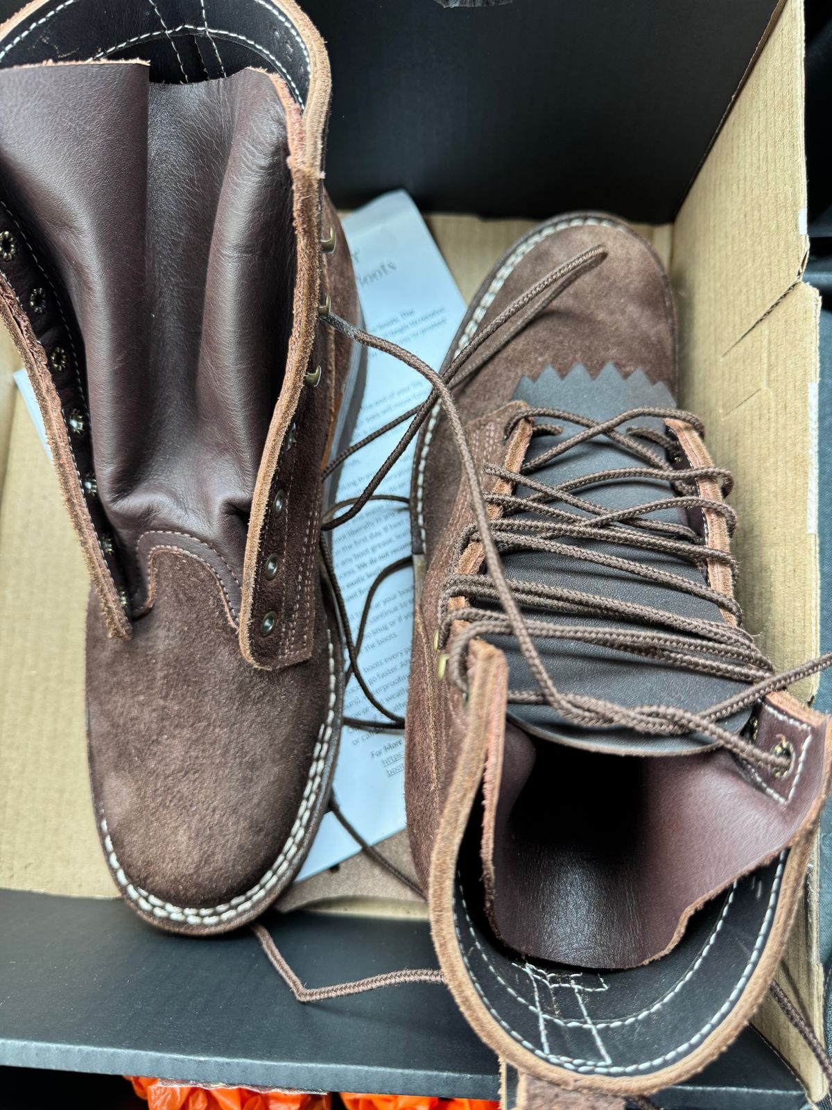 Photo by Shannmoody on May 27, 2025 of the Frank's Boots Rainier in Seidel Mocha Oil Tan Roughout.