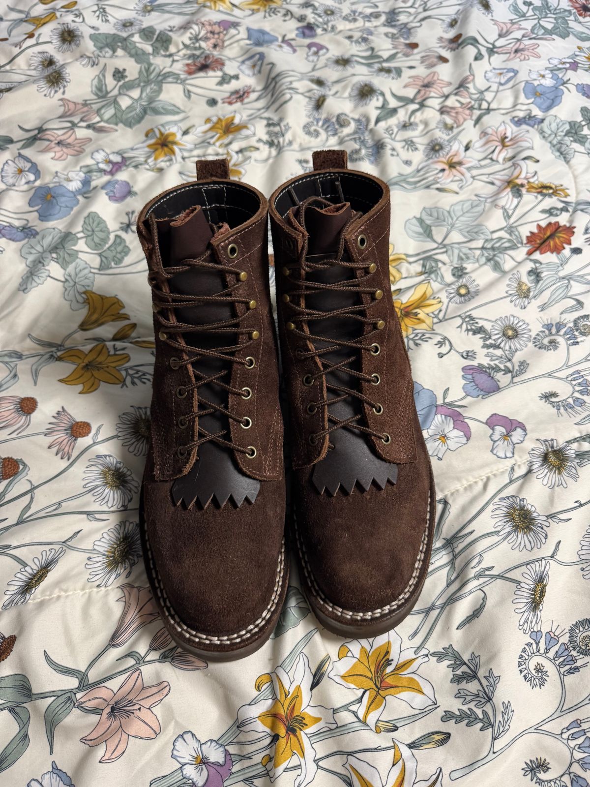 Photo by Shannmoody on May 28, 2025 of the Frank's Boots Rainier in Seidel Mocha Oil Tan Roughout.