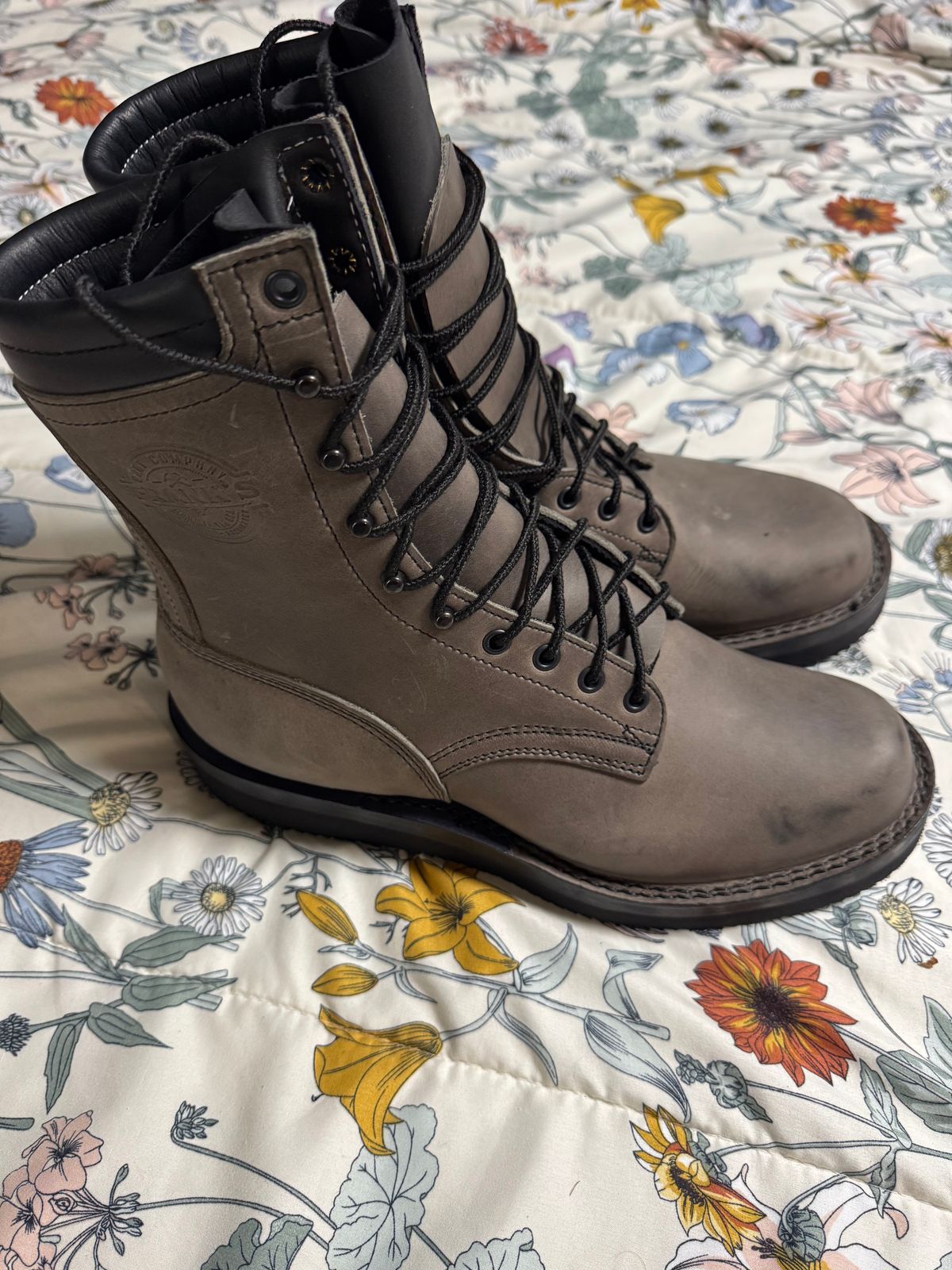 Photo by Shannmoody on October 25, 2025 of the Frank's Boots Rainier in Horween Steel Predator.