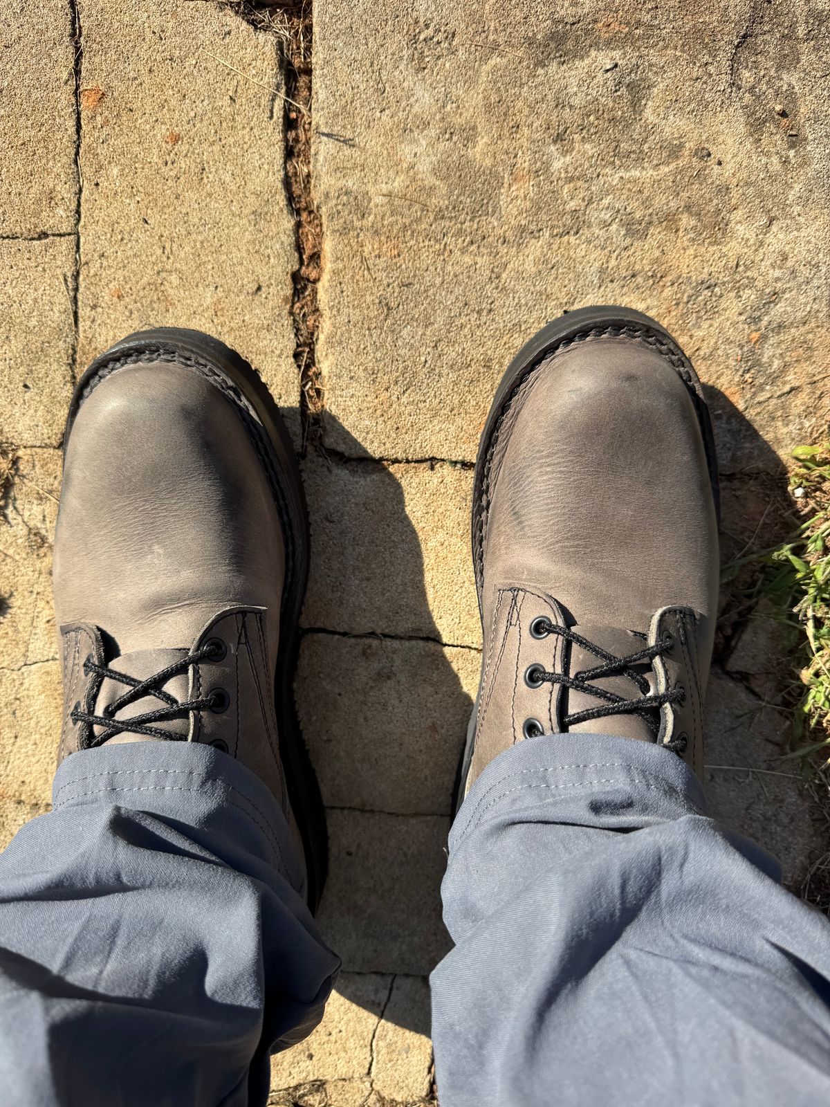 Photo by Shannmoody on October 25, 2025 of the Frank's Boots Rainier in Horween Steel Predator.