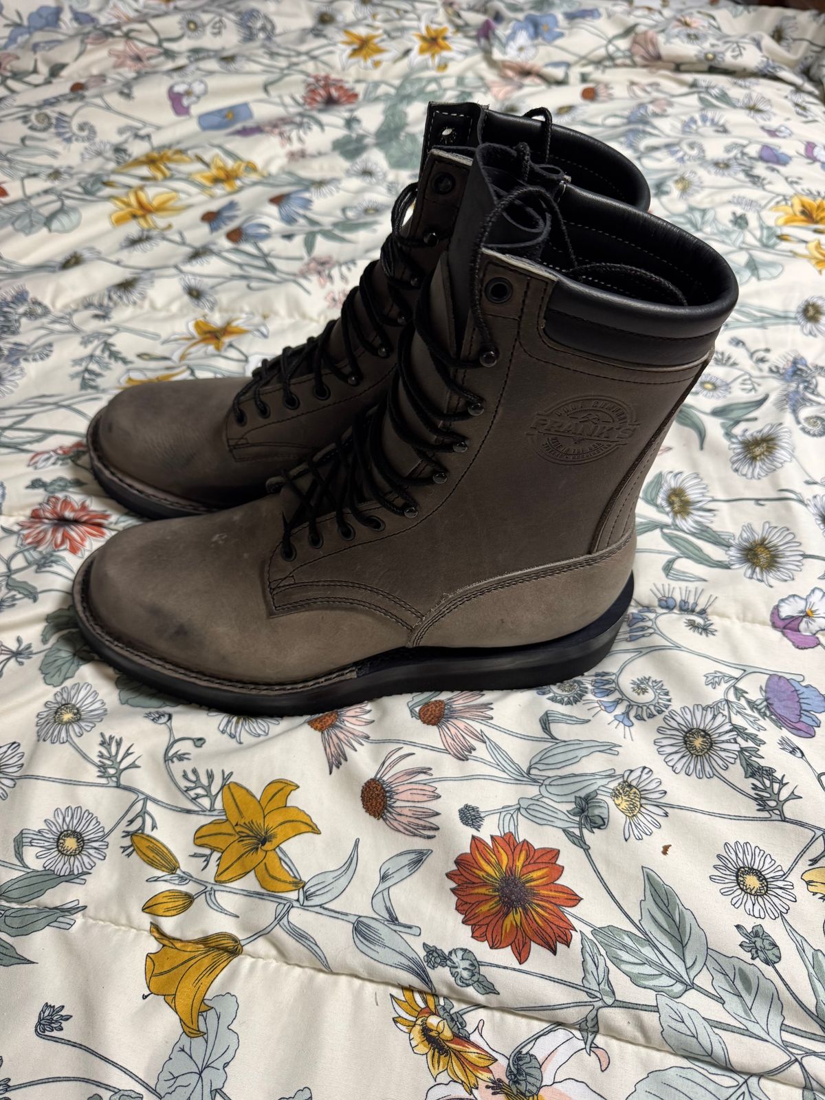 Photo by Shannmoody on October 25, 2025 of the Frank's Boots Rainier in Horween Steel Predator.