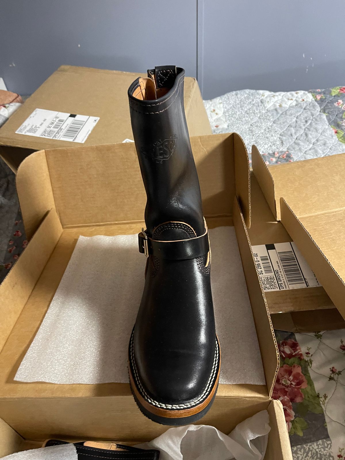 Photo by Shannmoody on August 19, 2022 of the Wesco Mister Lou in Maryam Black Teacore Horsebutt.