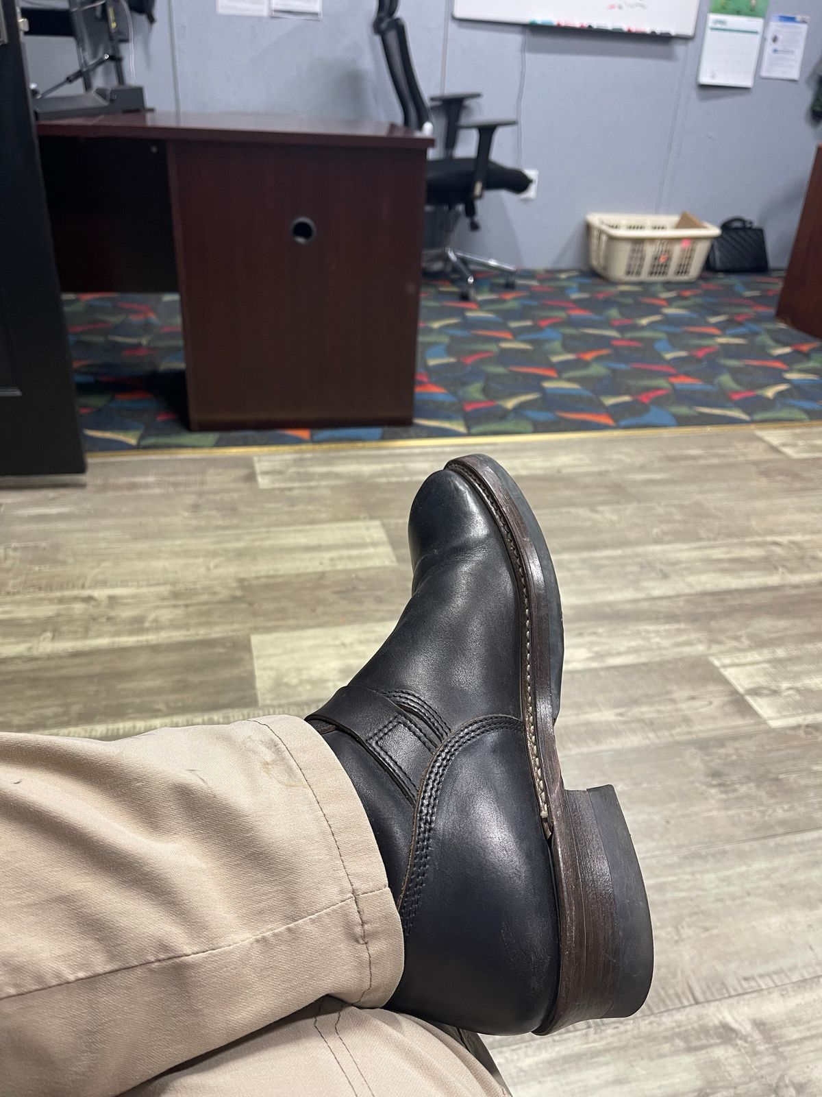 Photo by Shannmoody on April 18, 2023 of the John Lofgren Wabash Engineer Boots in Horween Black Chromexcel.
