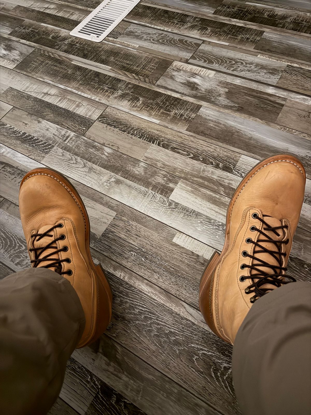 Photo by Shannmoody on March 3, 2026 of the Frank's Boots Natural Heritage in Badalassi Carlo Natural Pueblo And Badalassi Carlo Cognac Plueblo.