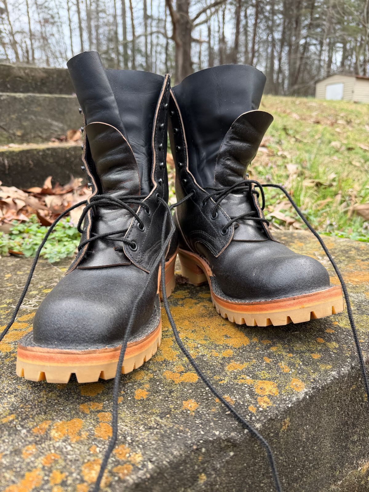 Photo by Shannmoody on February 21, 2026 of the Frank's Boots Type 2 Highlander in Horween Black Waxed Flesh.