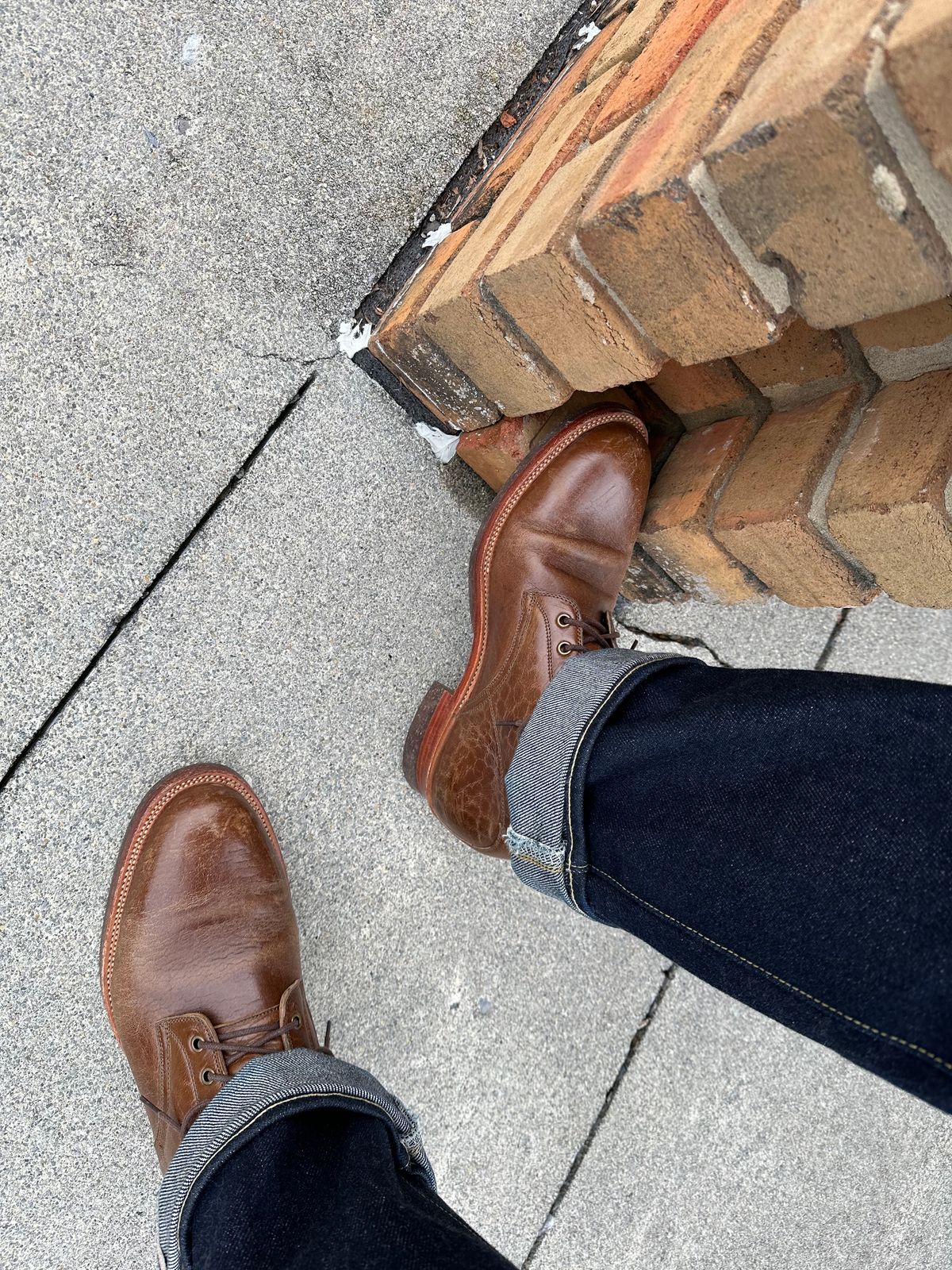 Photo by bucknorris336 on January 3, 2023 of the Tahura Altilis in Shinki Cognac Oiled Horsebutt.