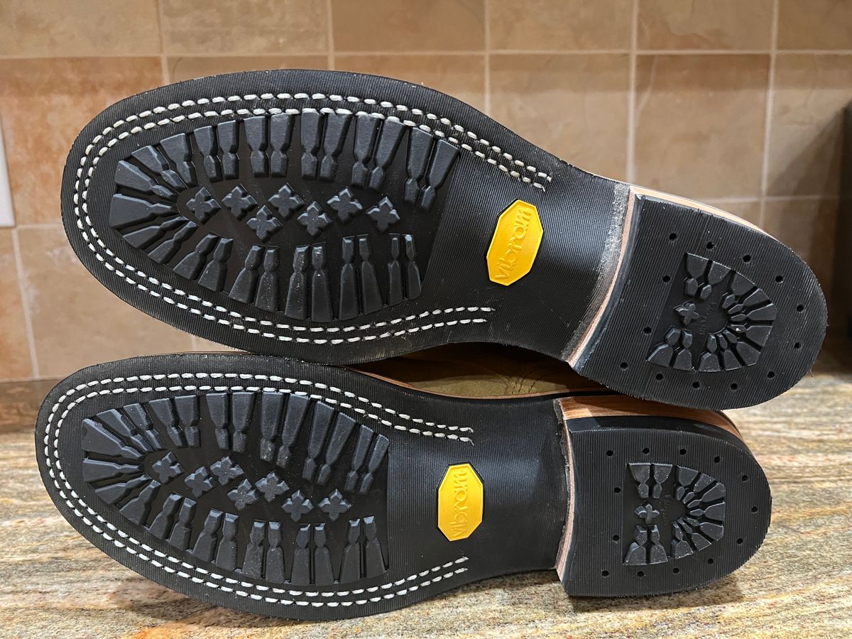 Photo by SpydercoMariner on February 28, 2026 of the Nicks Robert in Seidel Weathershield Coyote Roughout.