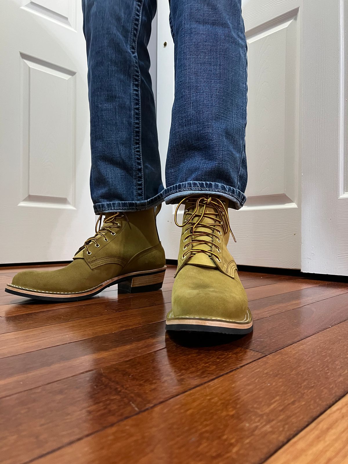 Photo by SpydercoMariner on February 28, 2026 of the Nicks Robert in Seidel Weathershield Coyote Roughout.