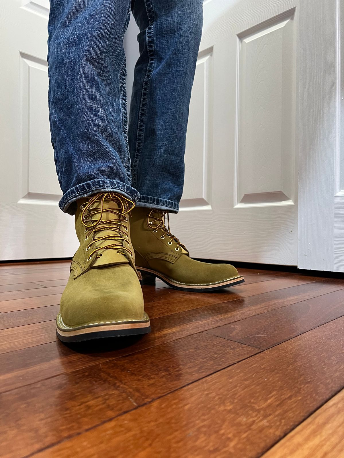 Photo by SpydercoMariner on February 28, 2026 of the Nicks Robert in Seidel Weathershield Coyote Roughout.