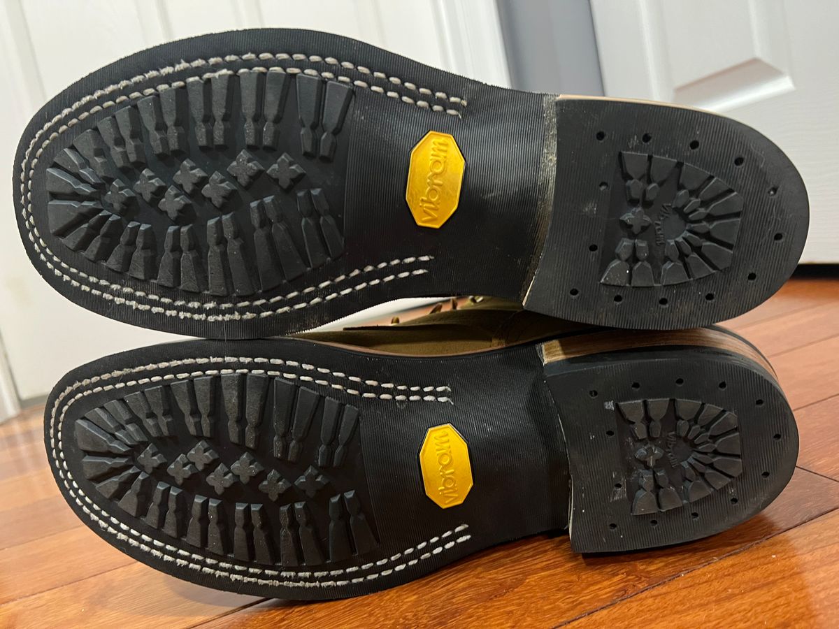 Photo by SpydercoMariner on March 29, 2026 of the Nicks Robert in Seidel Weathershield Coyote Roughout.