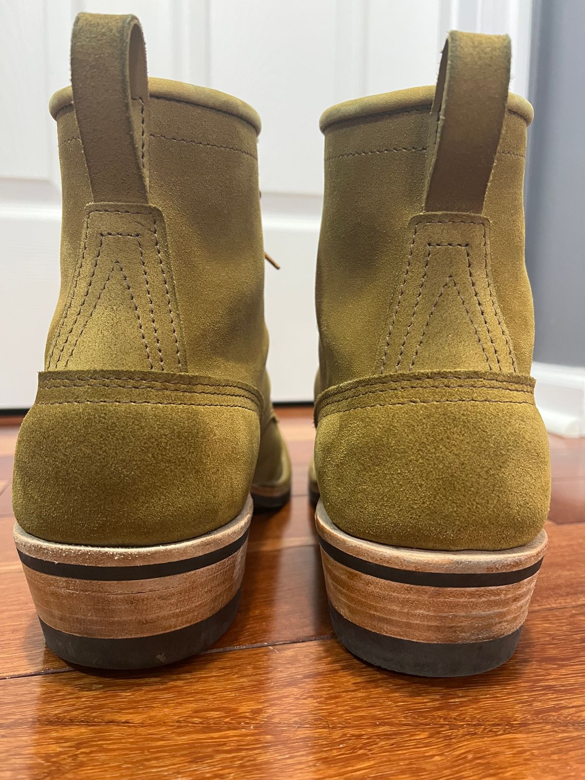 Photo by SpydercoMariner on April 12, 2026 of the Nicks Robert in Seidel Weathershield Coyote Roughout.