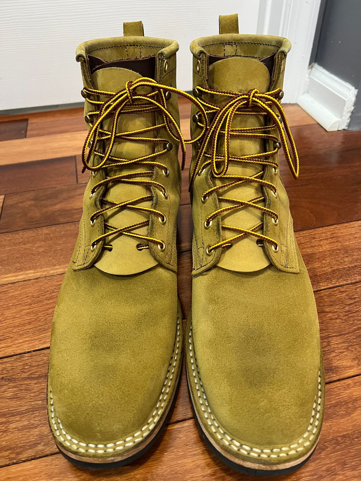 Photo by SpydercoMariner on May 3, 2026 of the Nicks Robert in Seidel Weathershield Coyote Roughout.