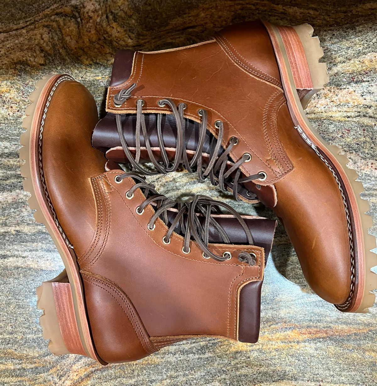 Photo by SpydercoMariner on October 1, 2025 of the Nicks MTO in Horween Rio Latigo.
