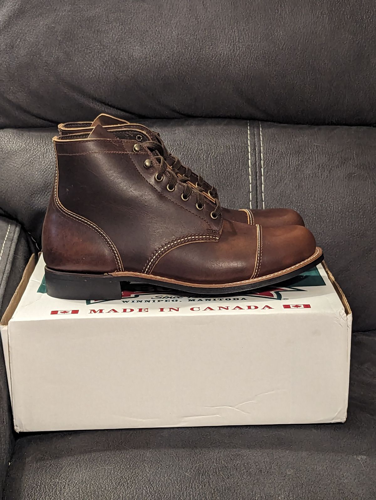 Photo by weltventurer on October 3, 2023 of the Canada West Boots WM. Moorby 2817 in Pecan Tumbled.