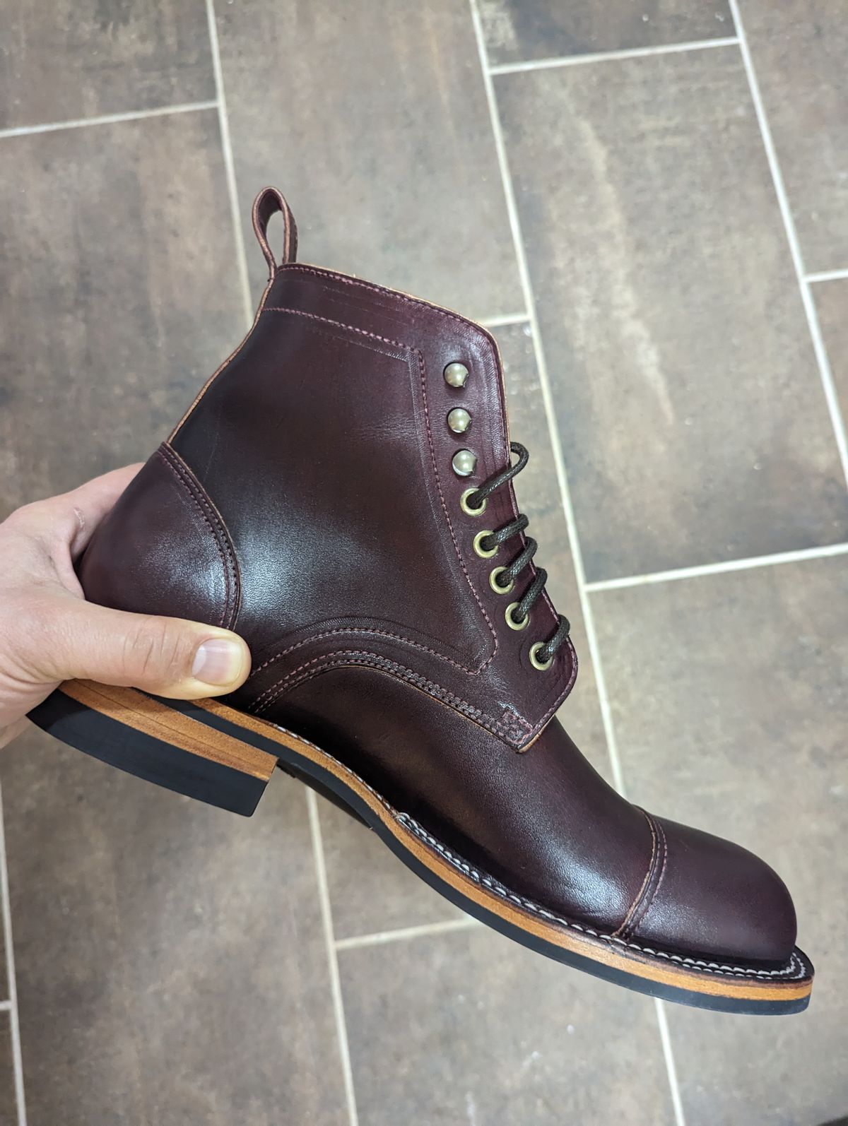 Photo by weltventurer on October 3, 2023 of the Bordon Tukano Boots in Wickett & Craig Burgundy Oiled Latigo.